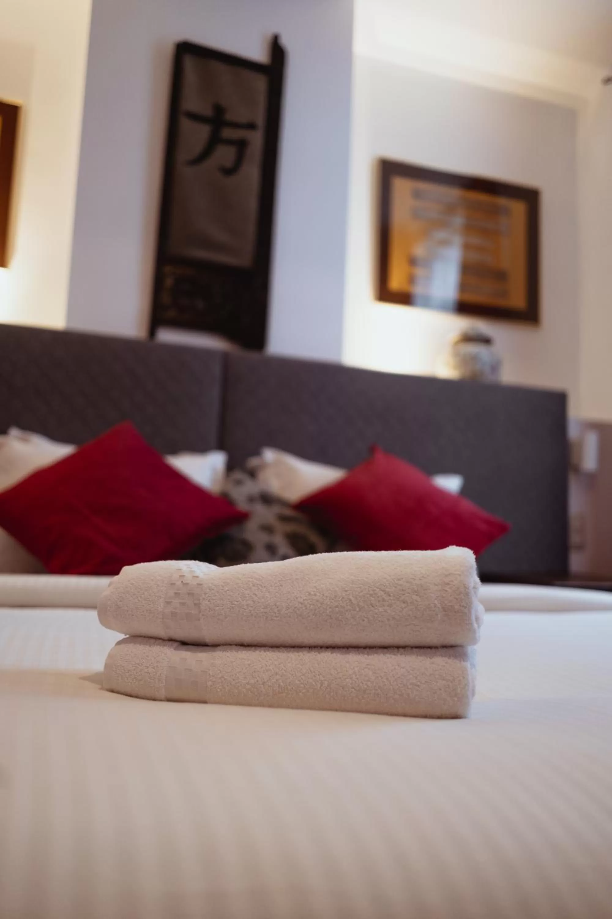 Bed in Hotel Le Centenaire Brussels Expo