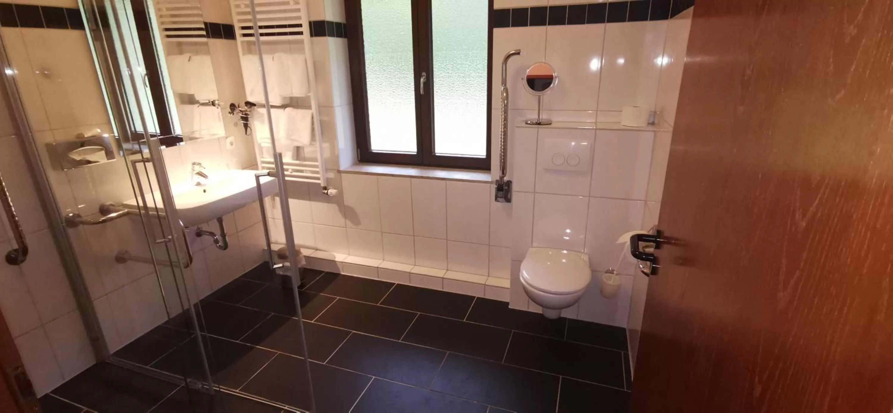 Bathroom in Heidehotel Soltauer Hof