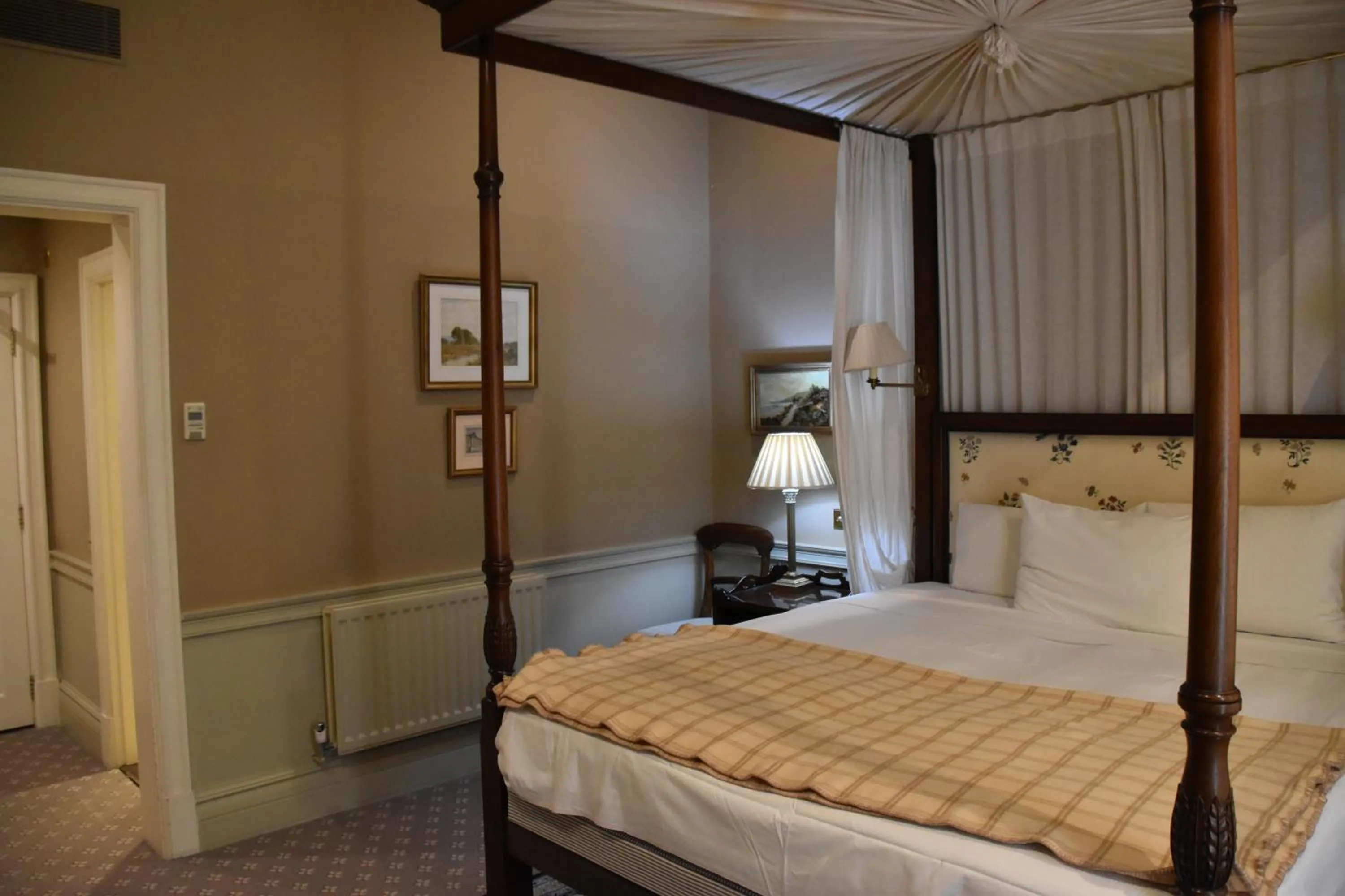 Bed in The Cranley Hotel