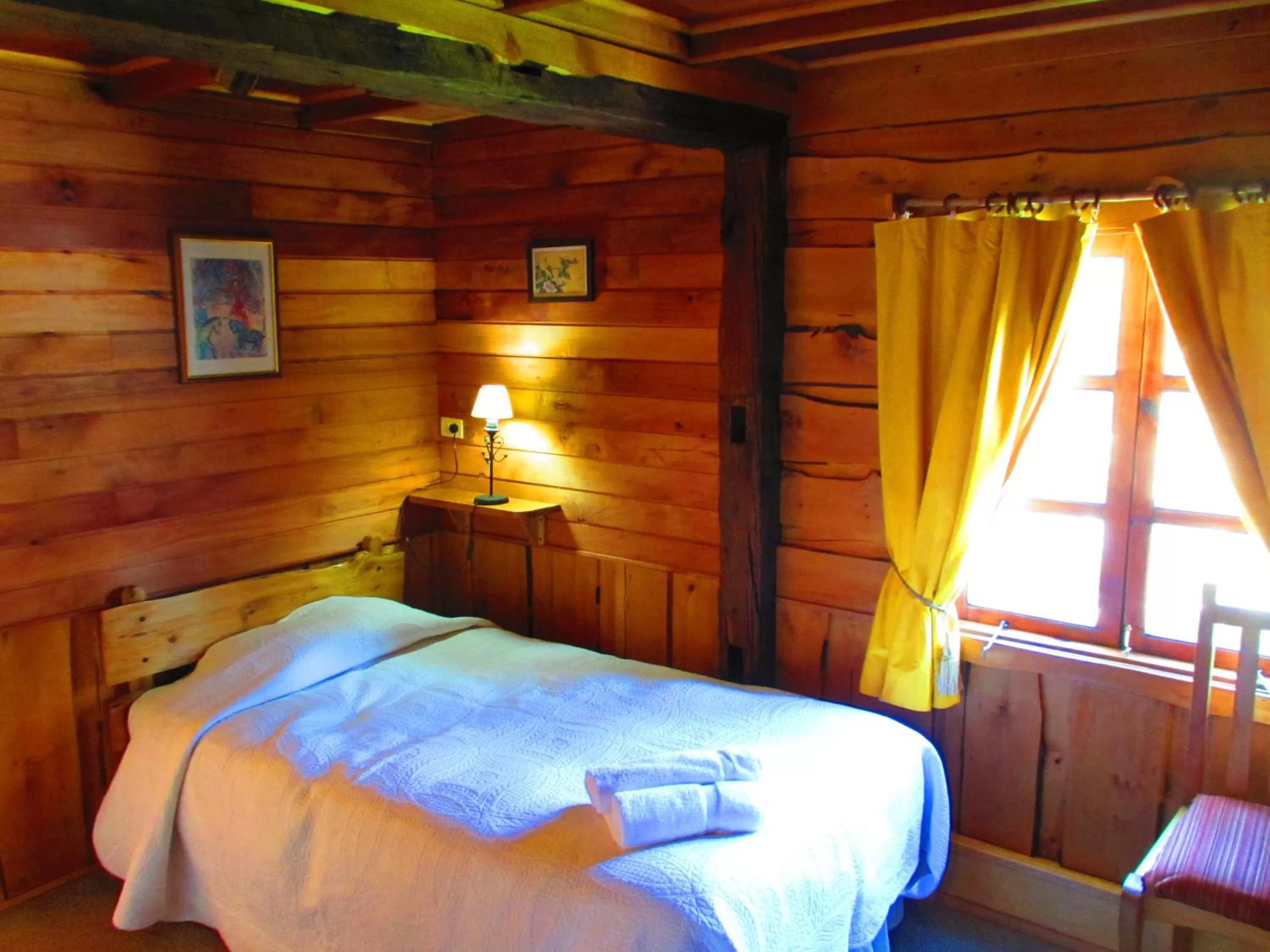 Bed in Hotel Antigua Casona Patagonia