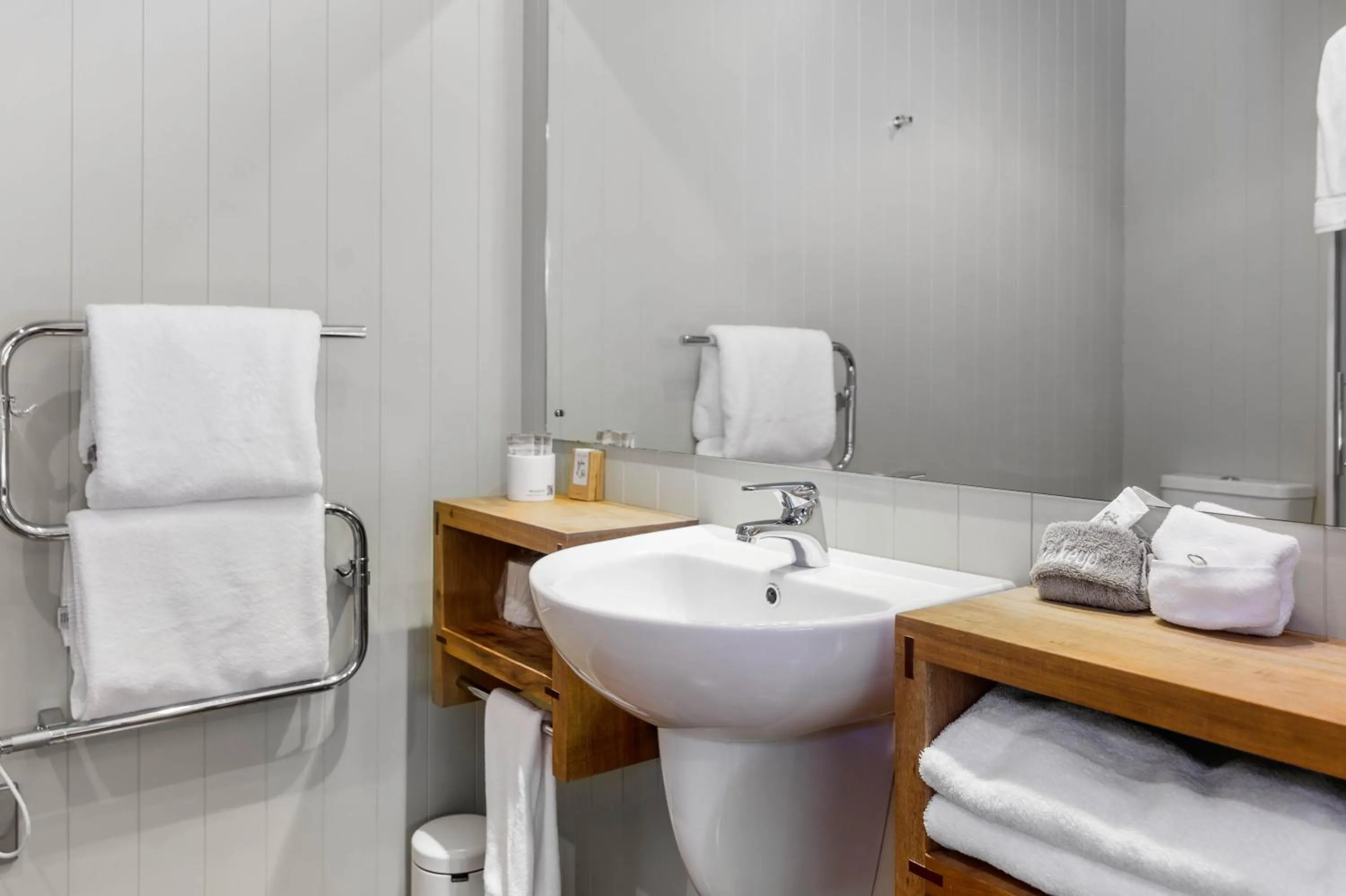 Bathroom in Koura Lodge