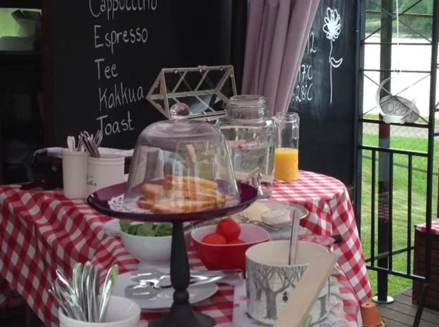 Breakfast in Lossiranta Lodge
