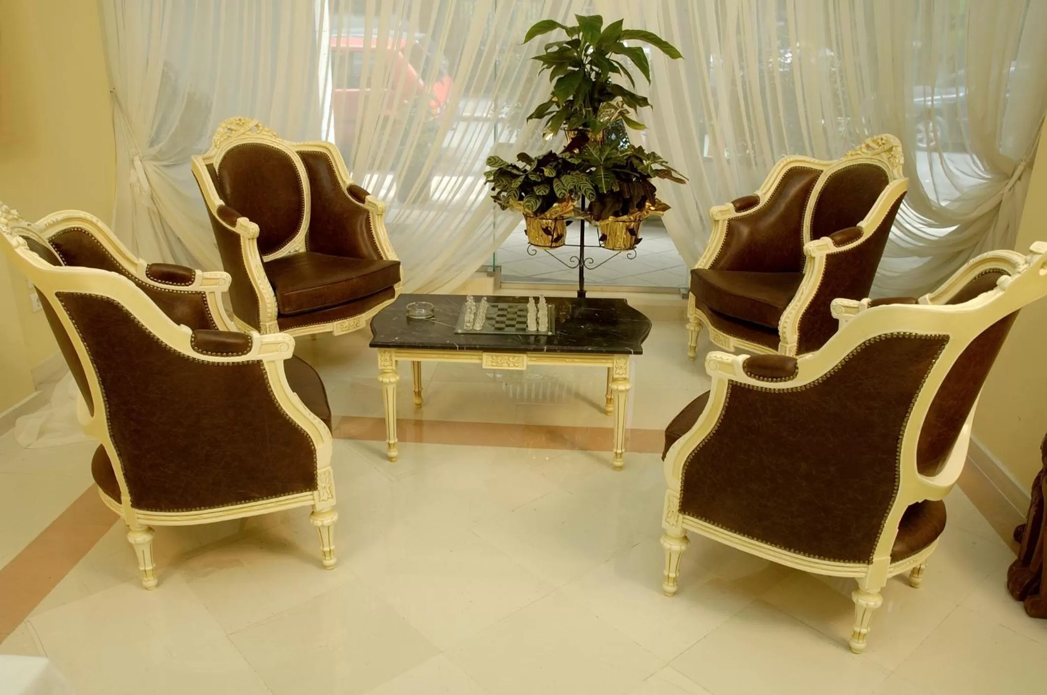 Communal lounge/ TV room in Hotel Solomou Athens