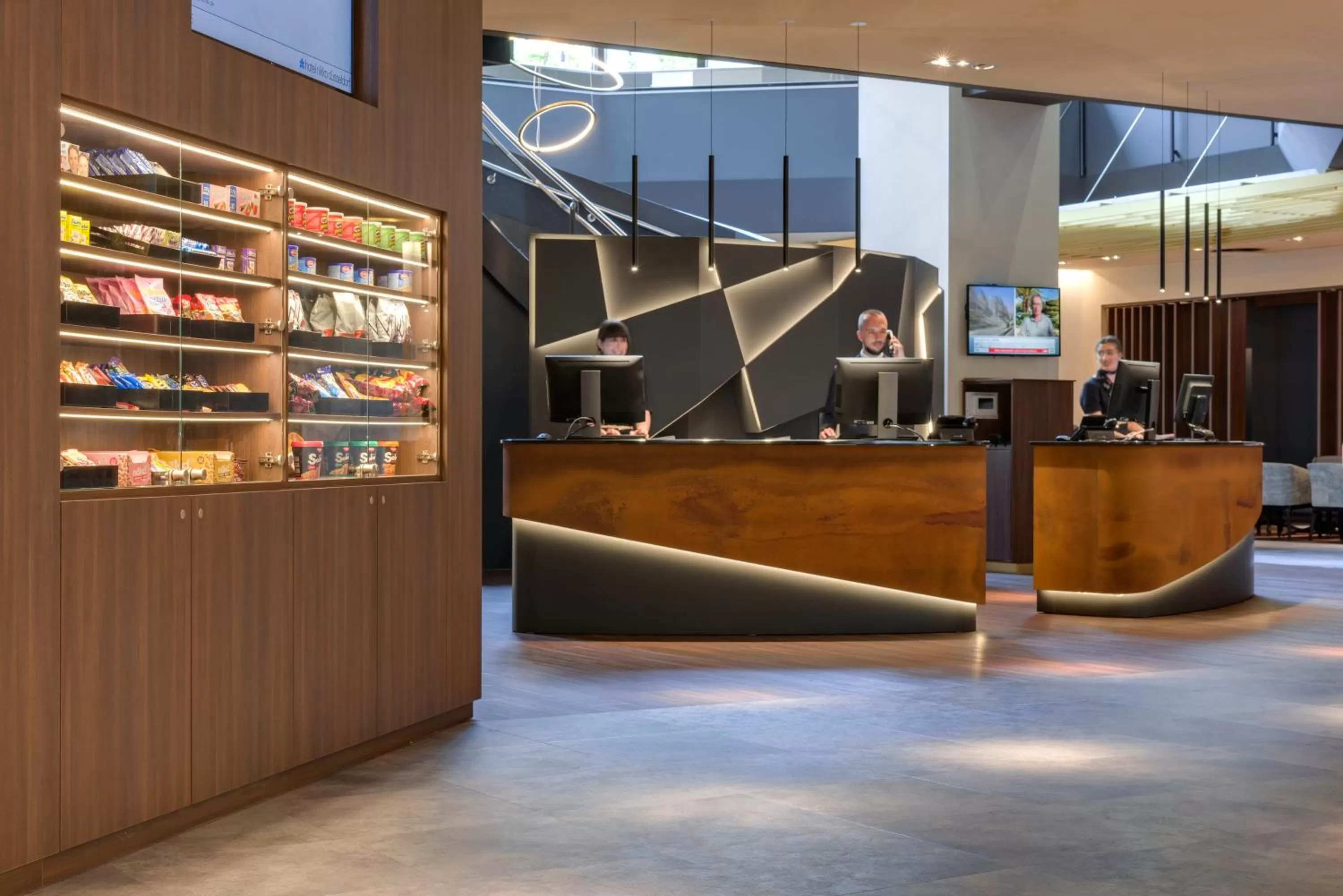 On-site shops in Clayton Hotel Düsseldorf City Centre