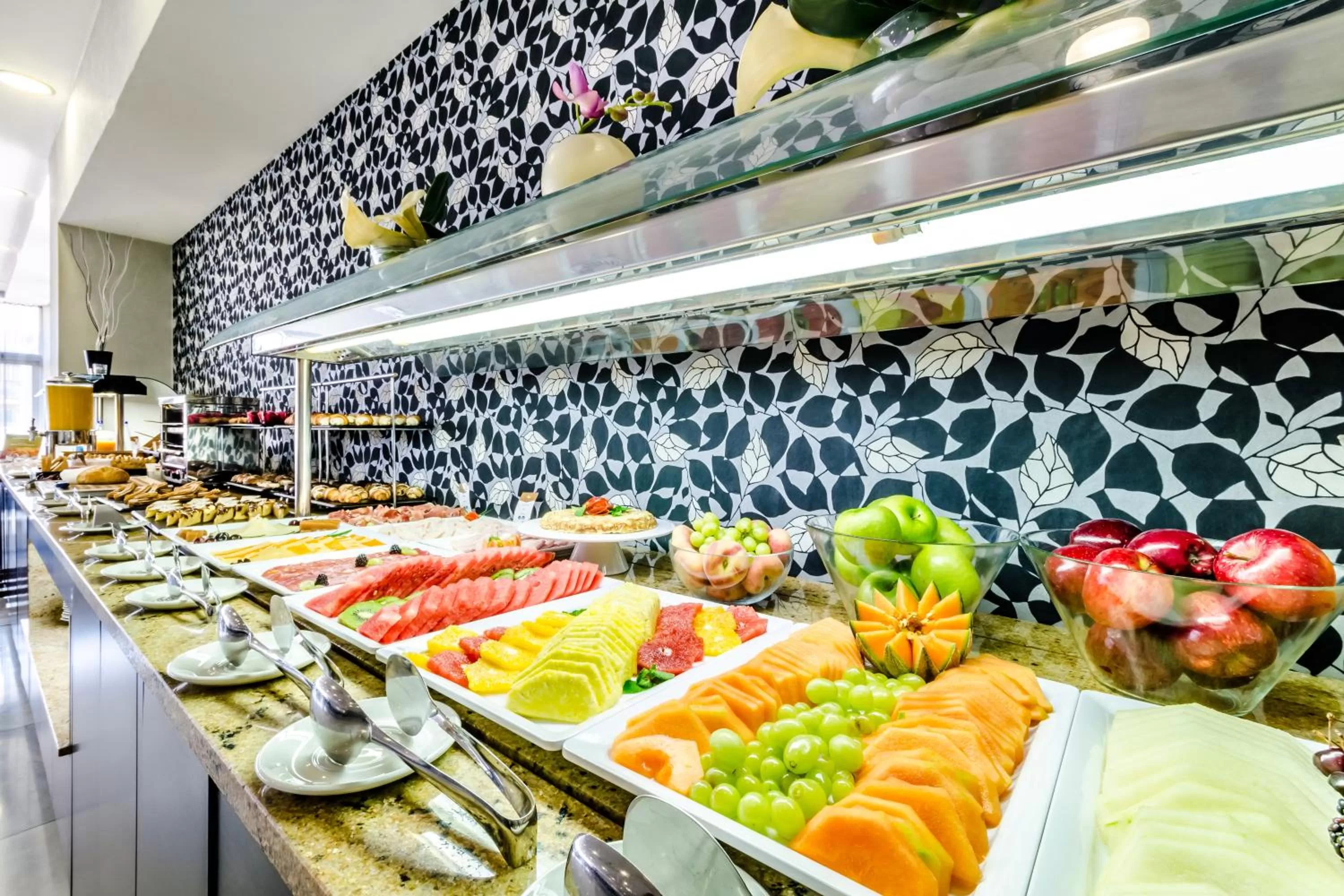 Restaurant/places to eat in Eurostars Executive