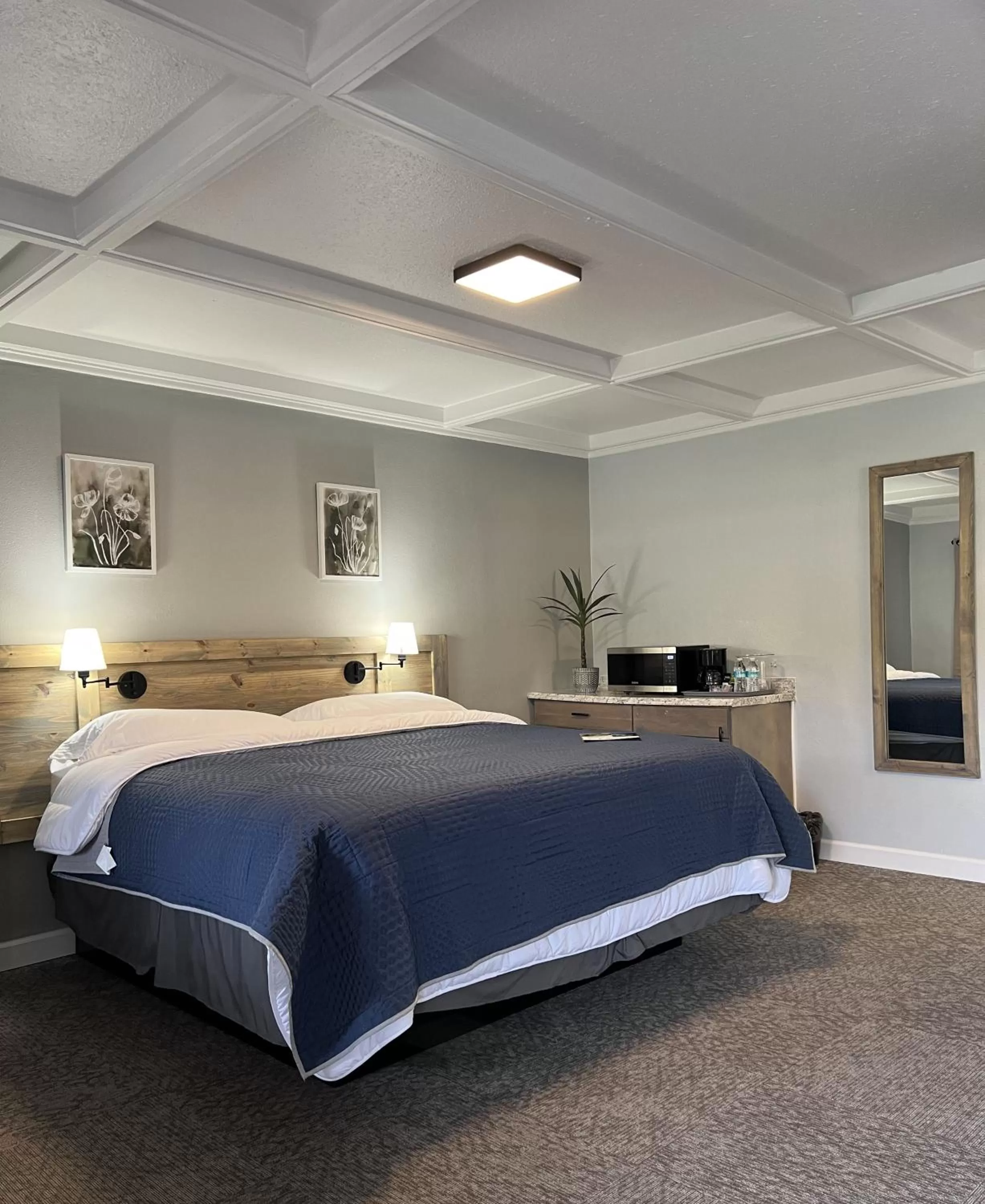 Bed in BlueGem Motel