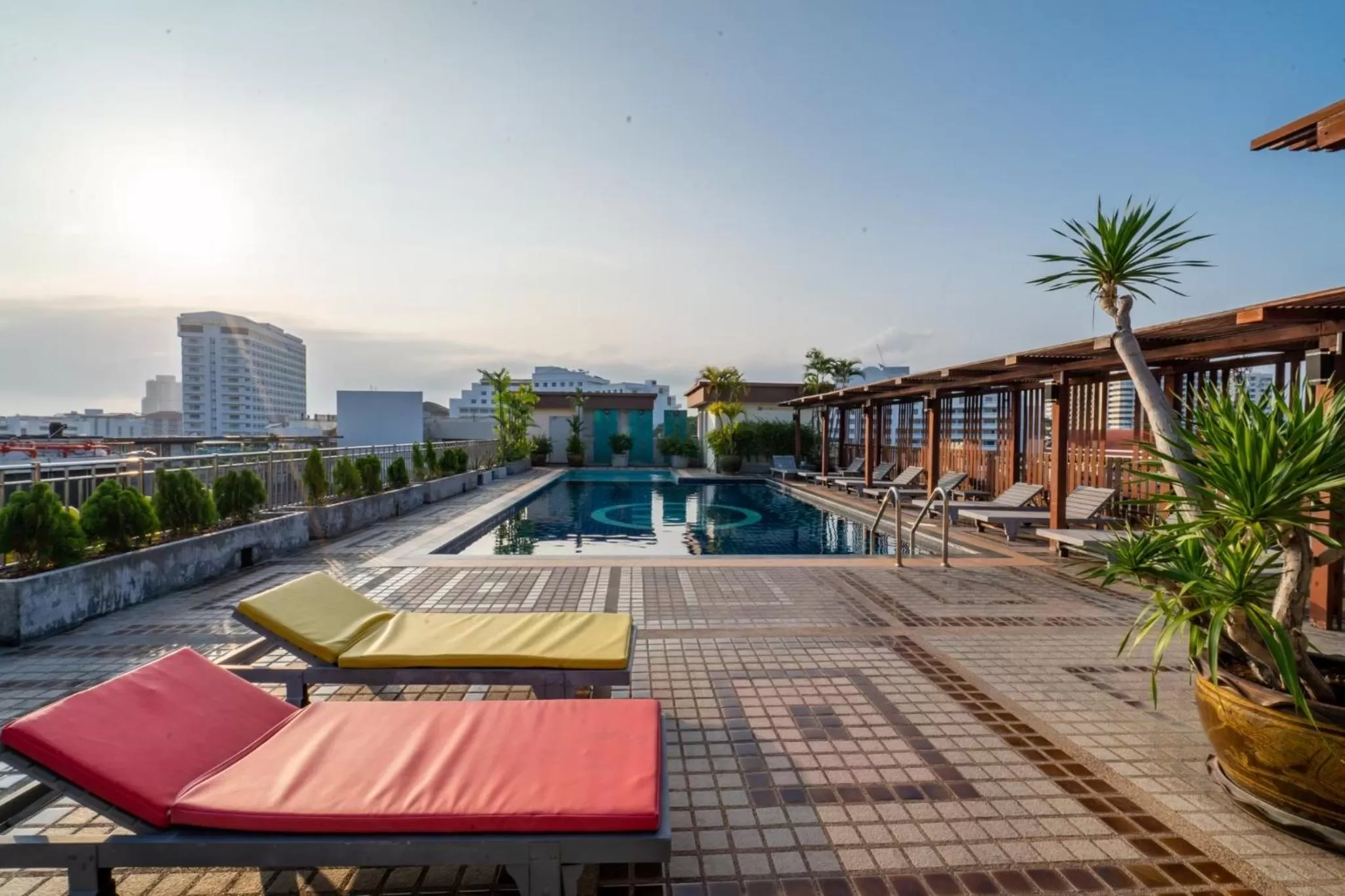 Swimming pool in Baywalk Residence Pattaya