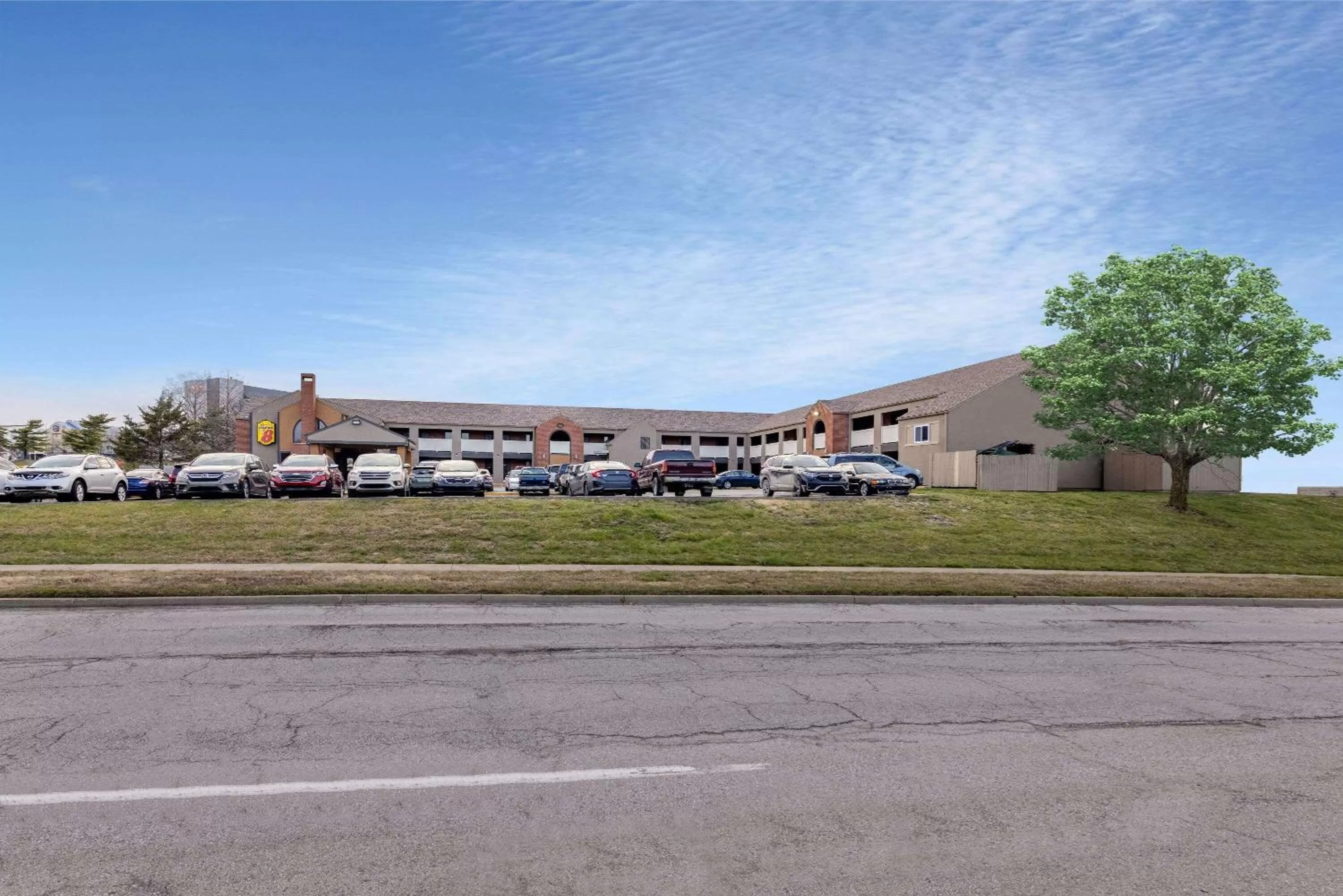 Property building in Super 8 by Wyndham Kansas City Airport North