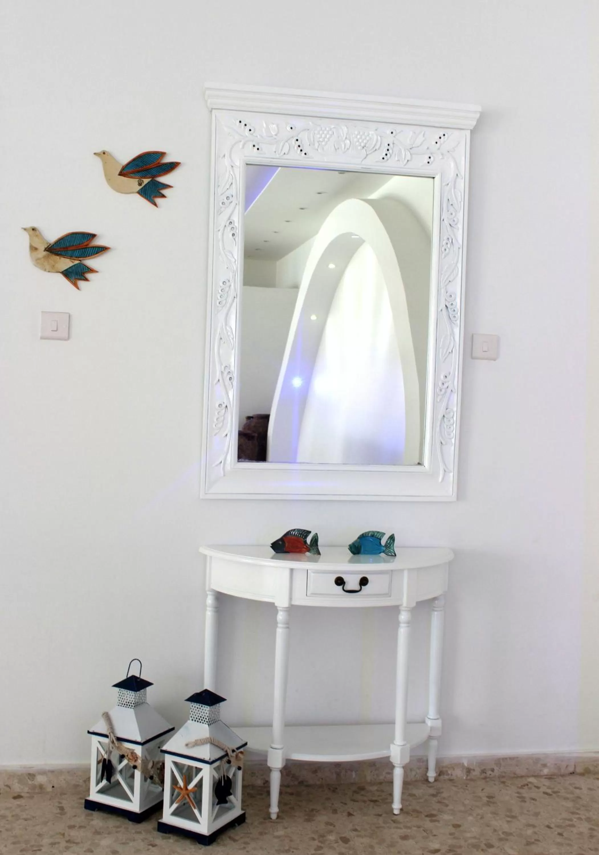 Decorative detail in Flokkas Hotel Apartments