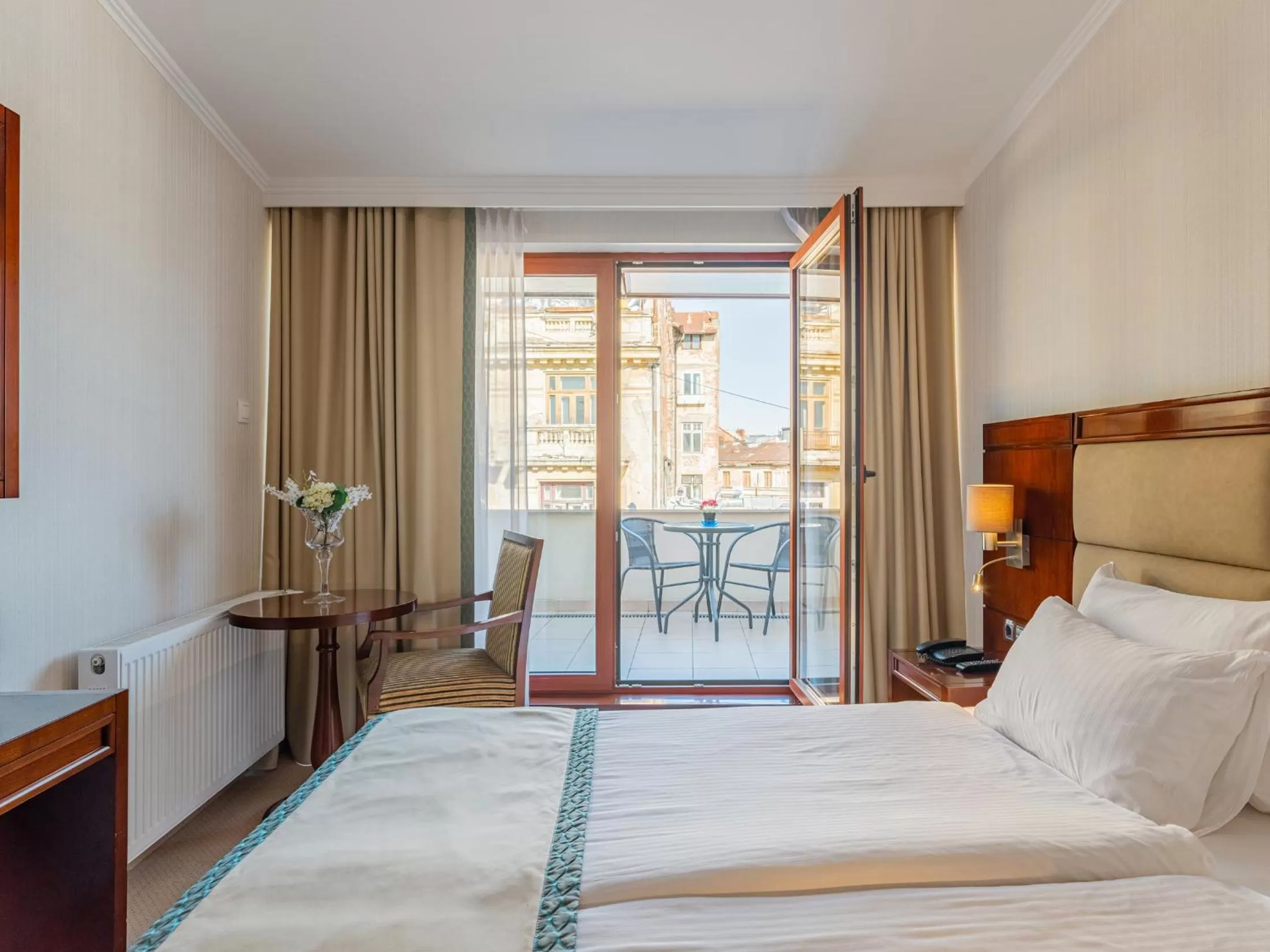 Bed in Concorde Old Bucharest Hotel