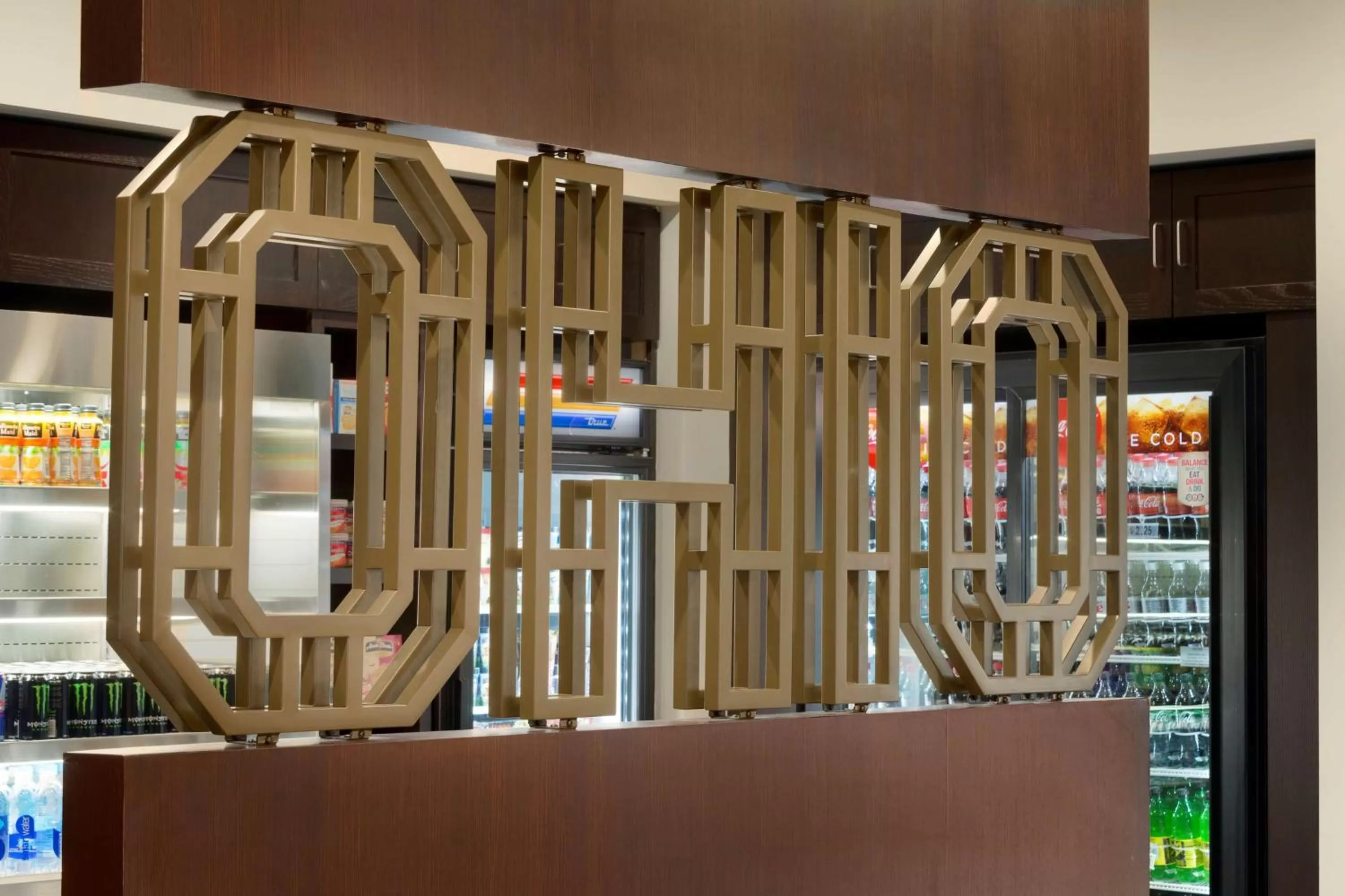 Restaurant/places to eat in Embassy Suites by Hilton Columbus