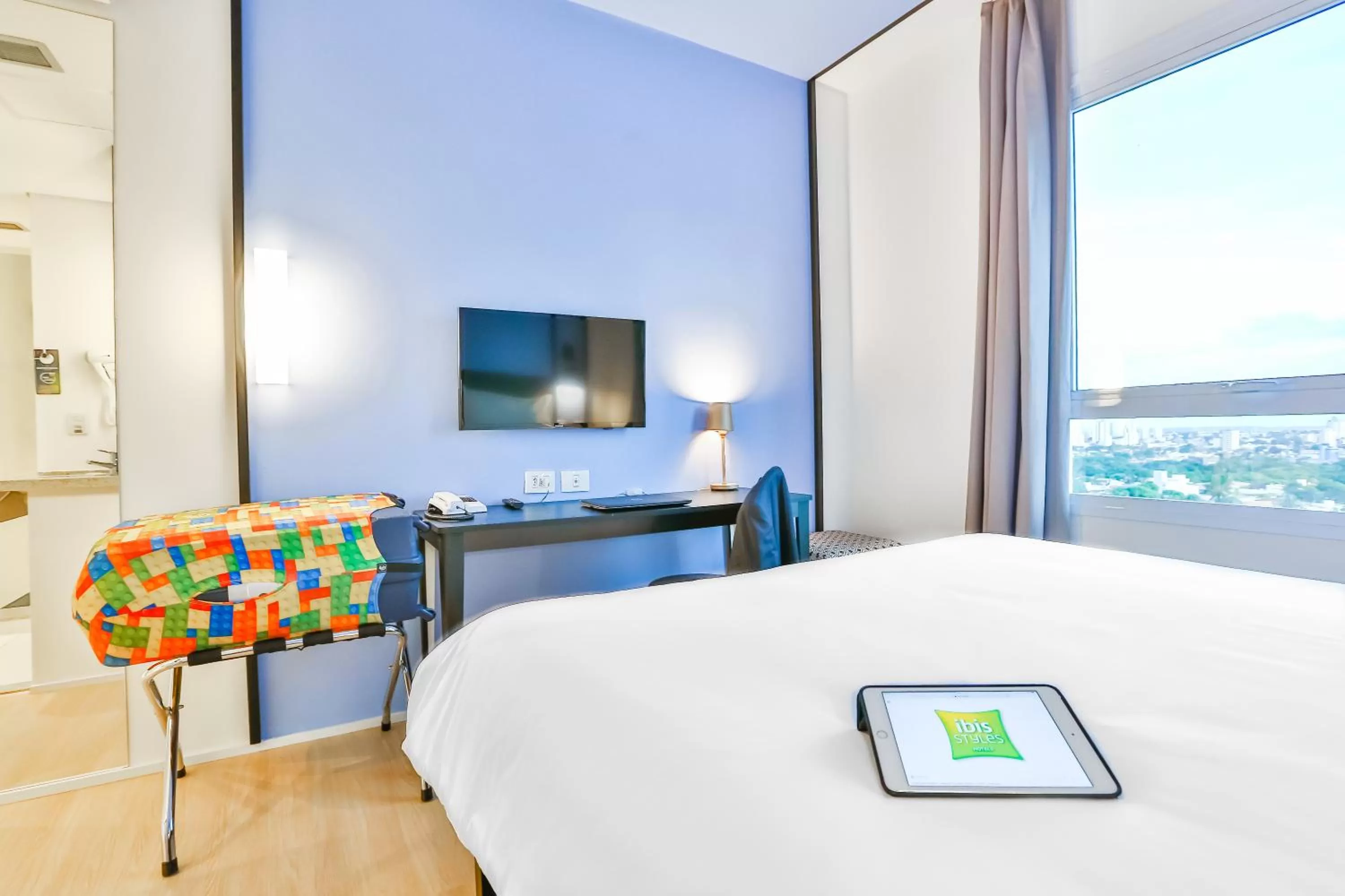 TV and multimedia, Bed in ibis Styles Goiania Marista