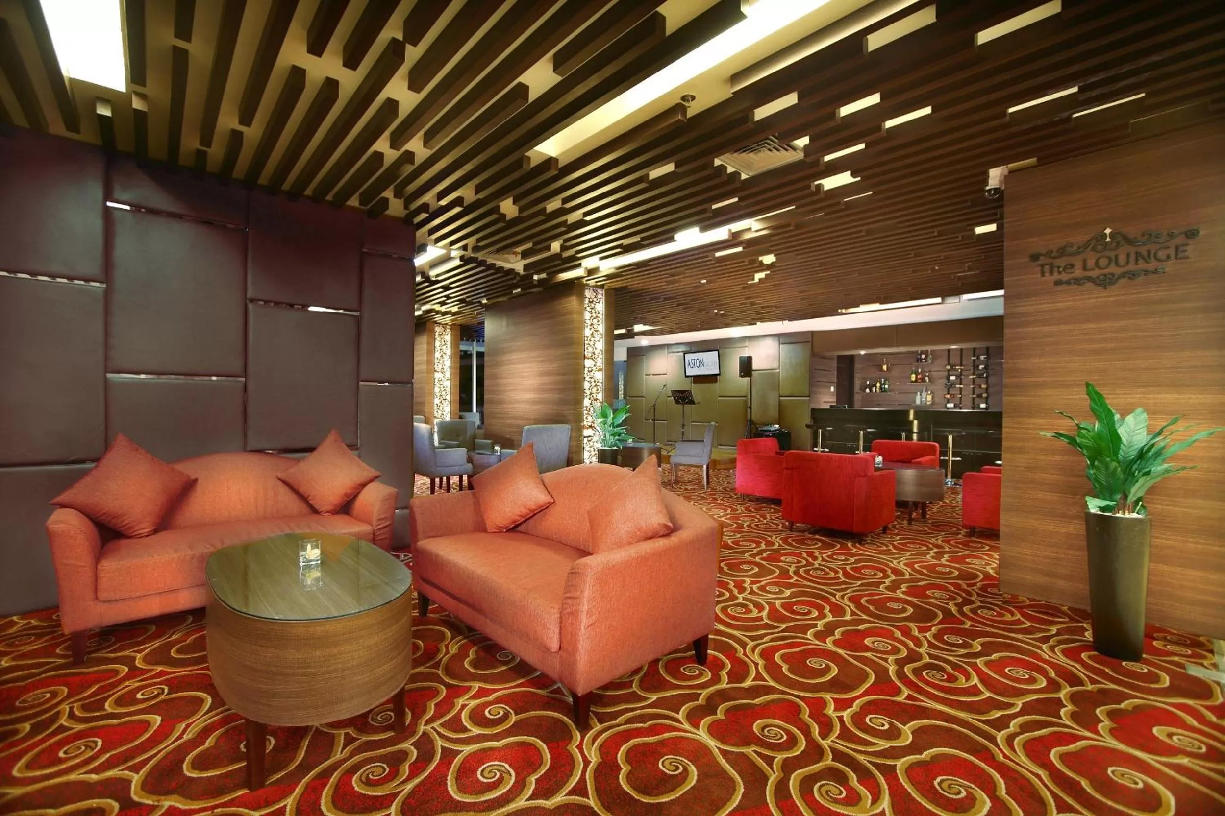 Lounge or bar in Aston Madiun Hotel & Conference Center