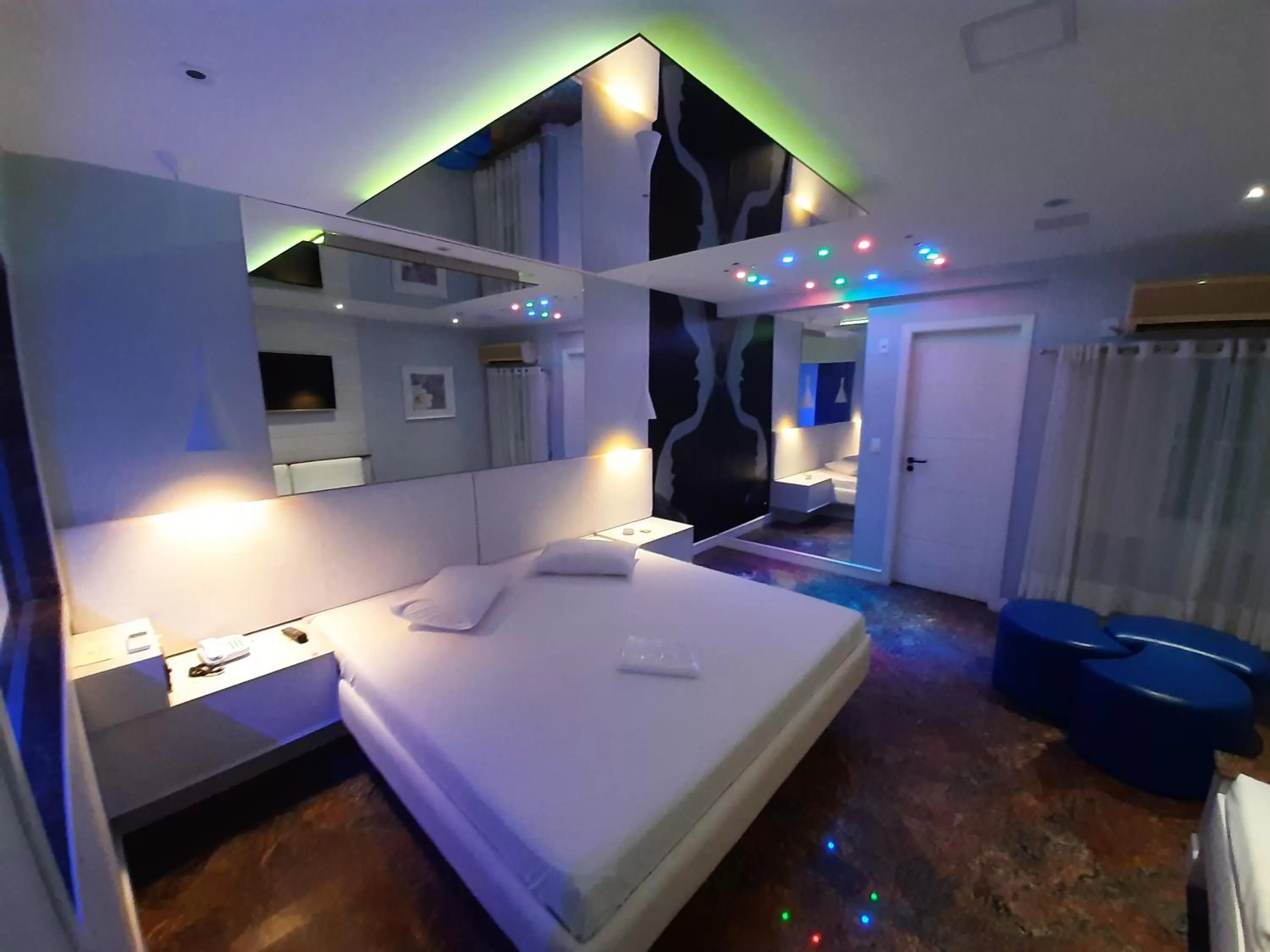 Bed in BAMBINA HOTEL -Adultos Somente