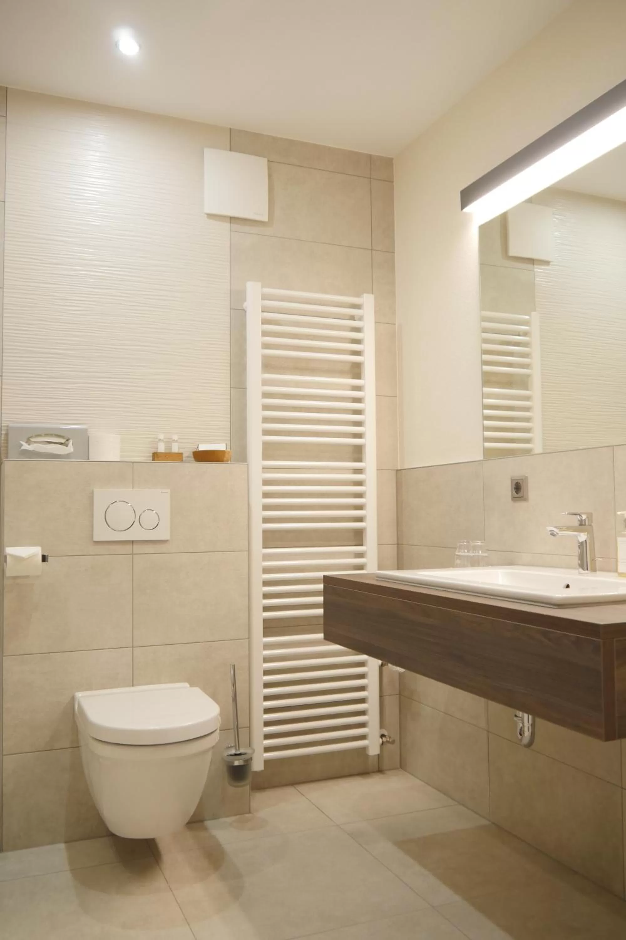 Toilet in NaturKulturHotel Stumpf