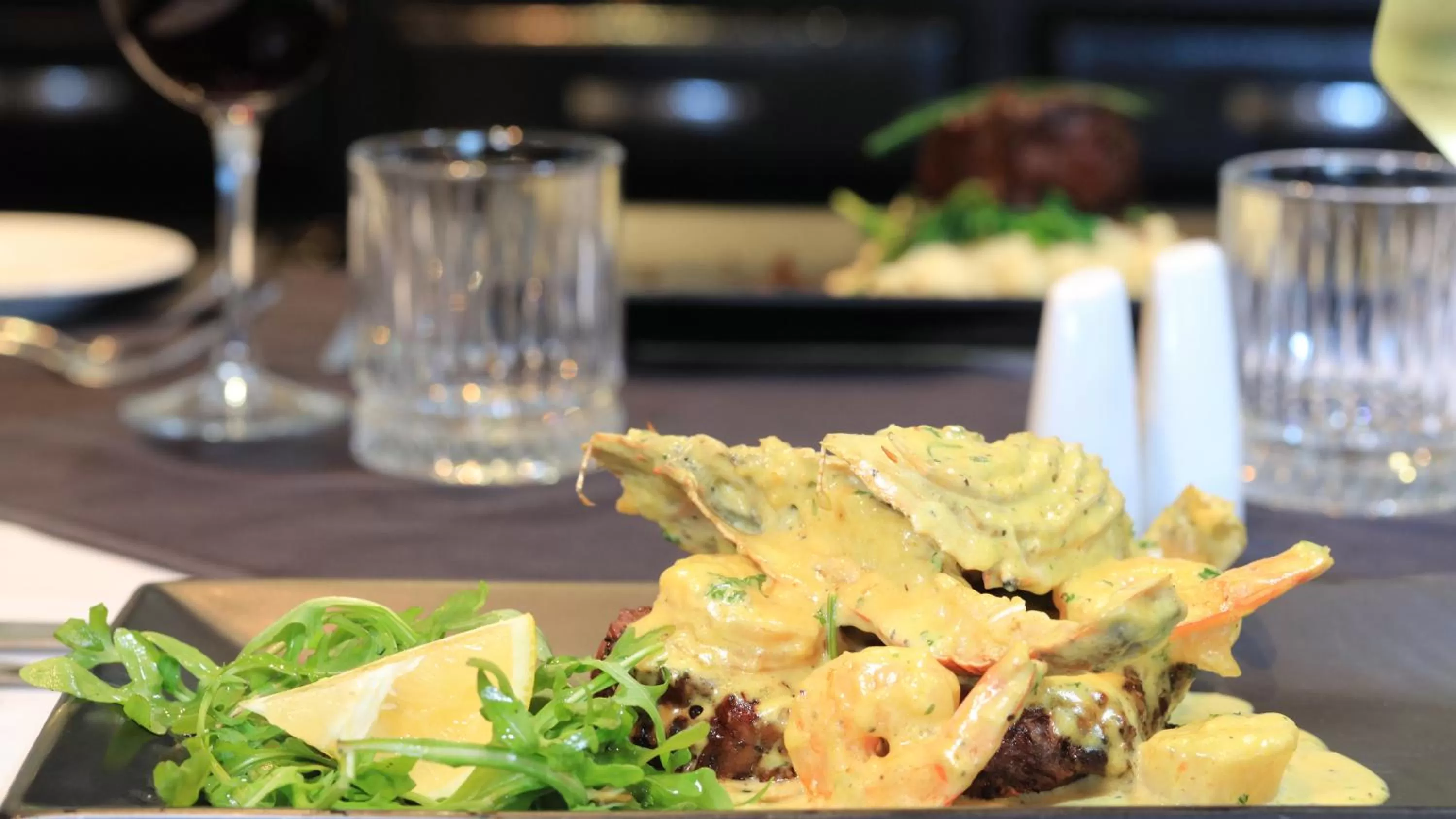 Restaurant/places to eat in Hilltop Motel