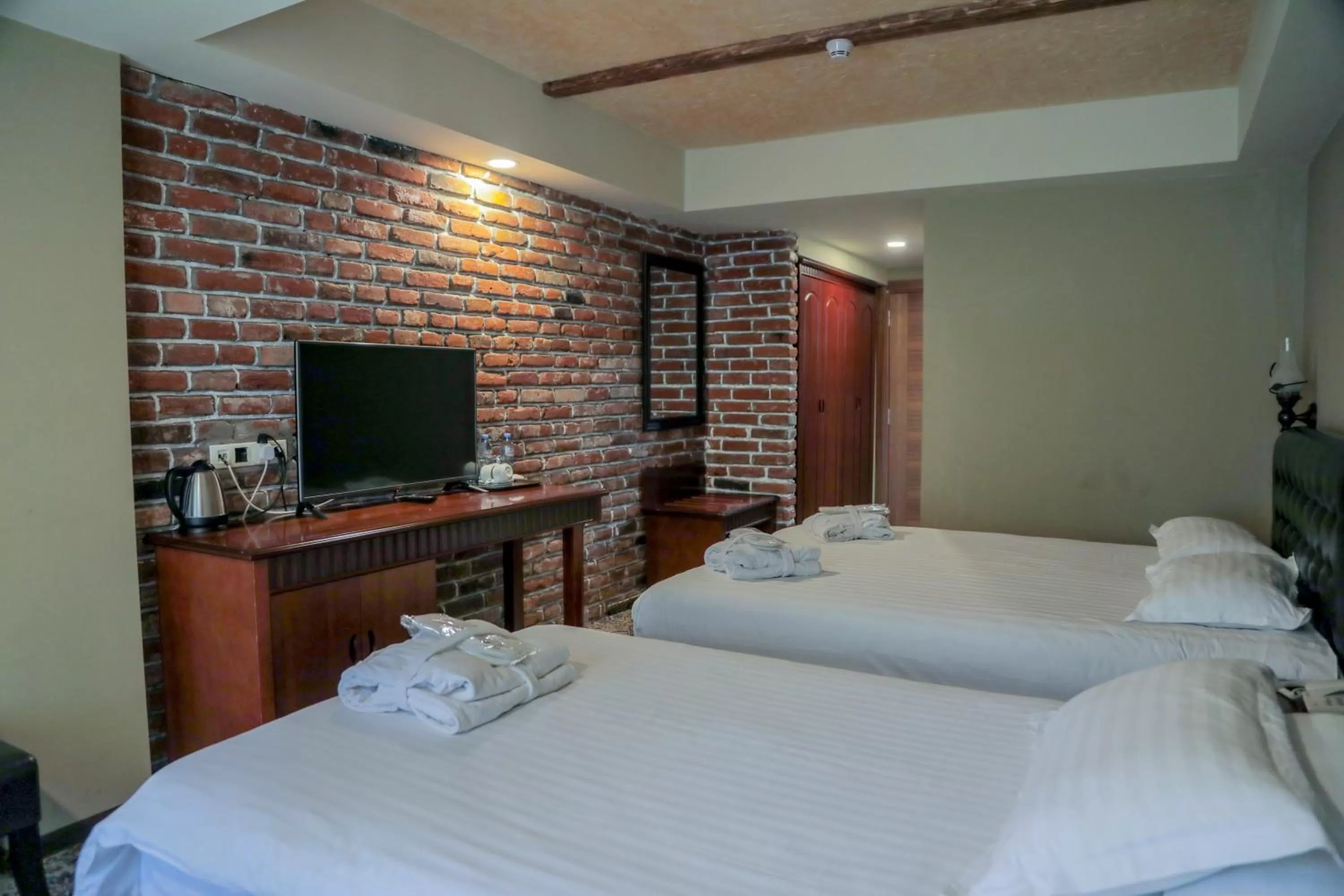 Property building, Bed in Borjomi Palace Health & Spa Center