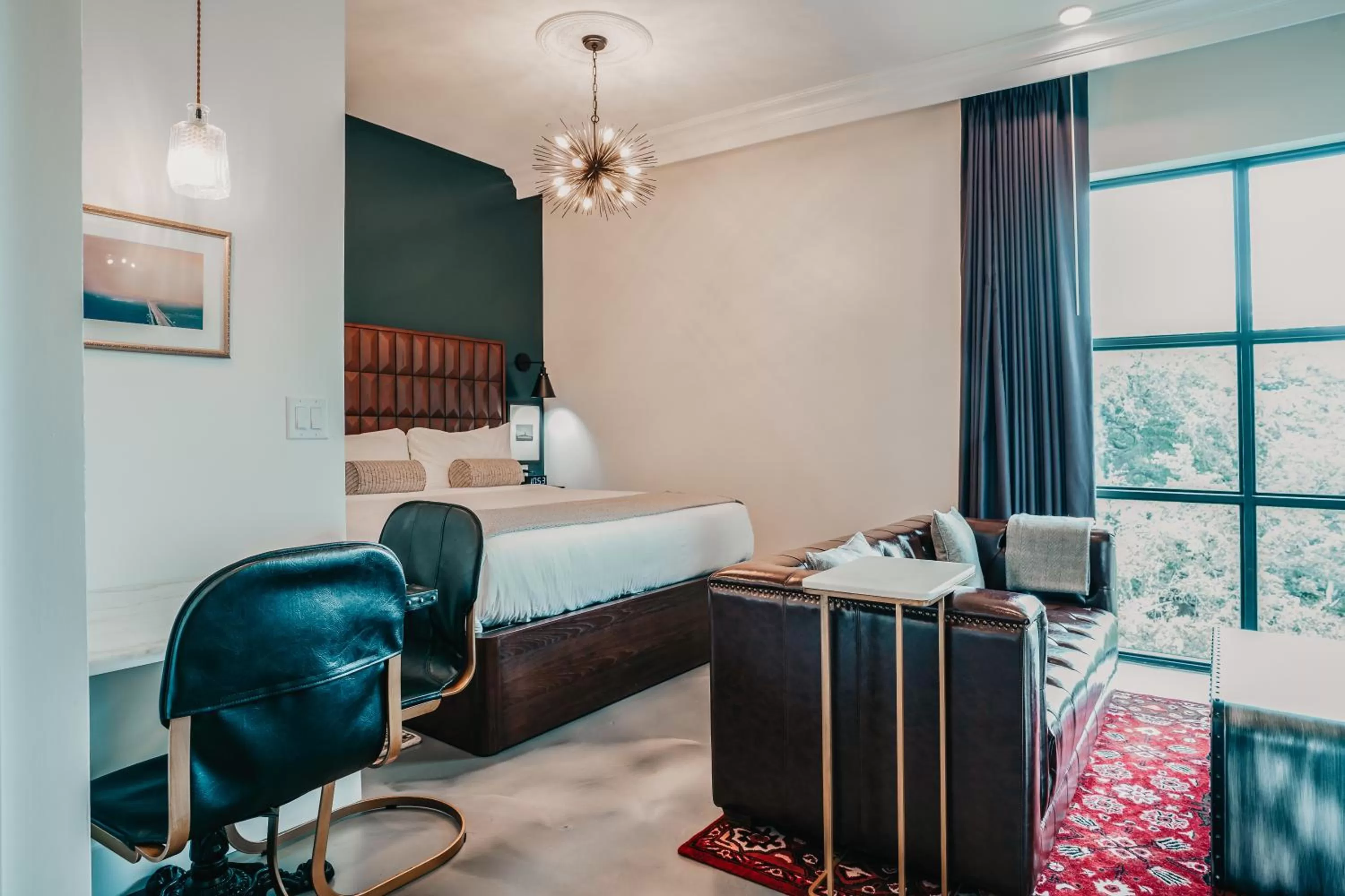 Bed in Colton House Hotel