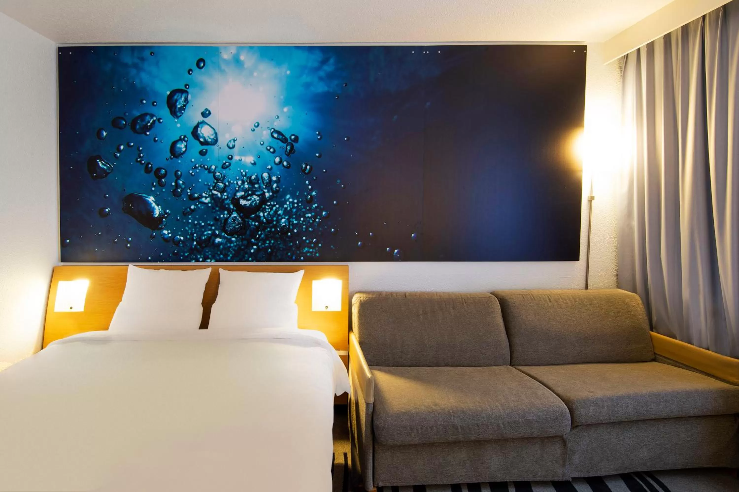 Bed in Novotel Metz Amnéville