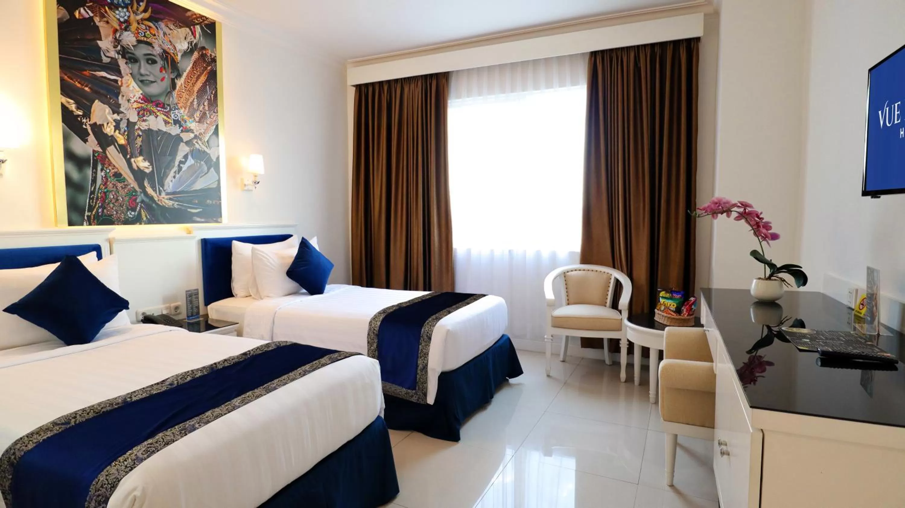 Bed in Vue Palace, ARTOTEL Curated