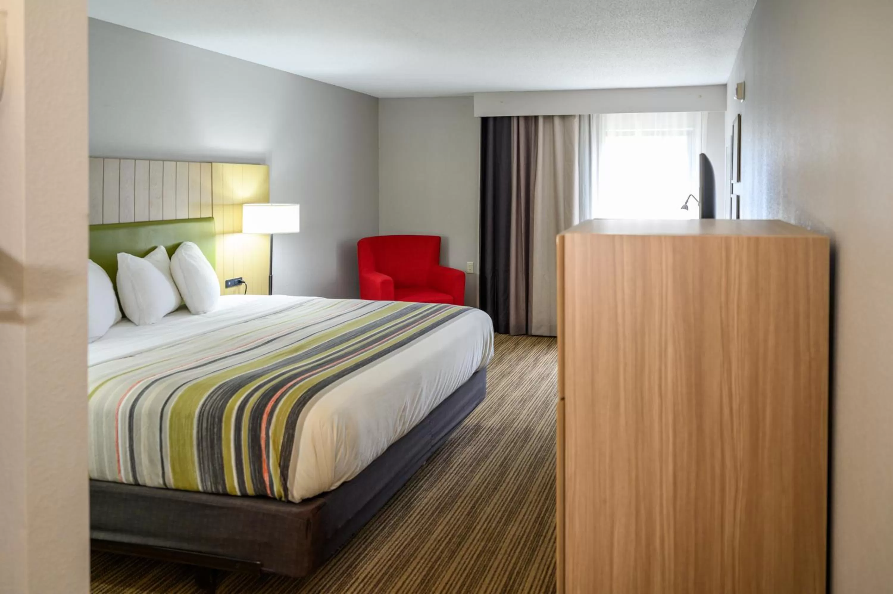 Photo of the whole room, Bed in Country Inn & Suites by Radisson, Greenfield, IN