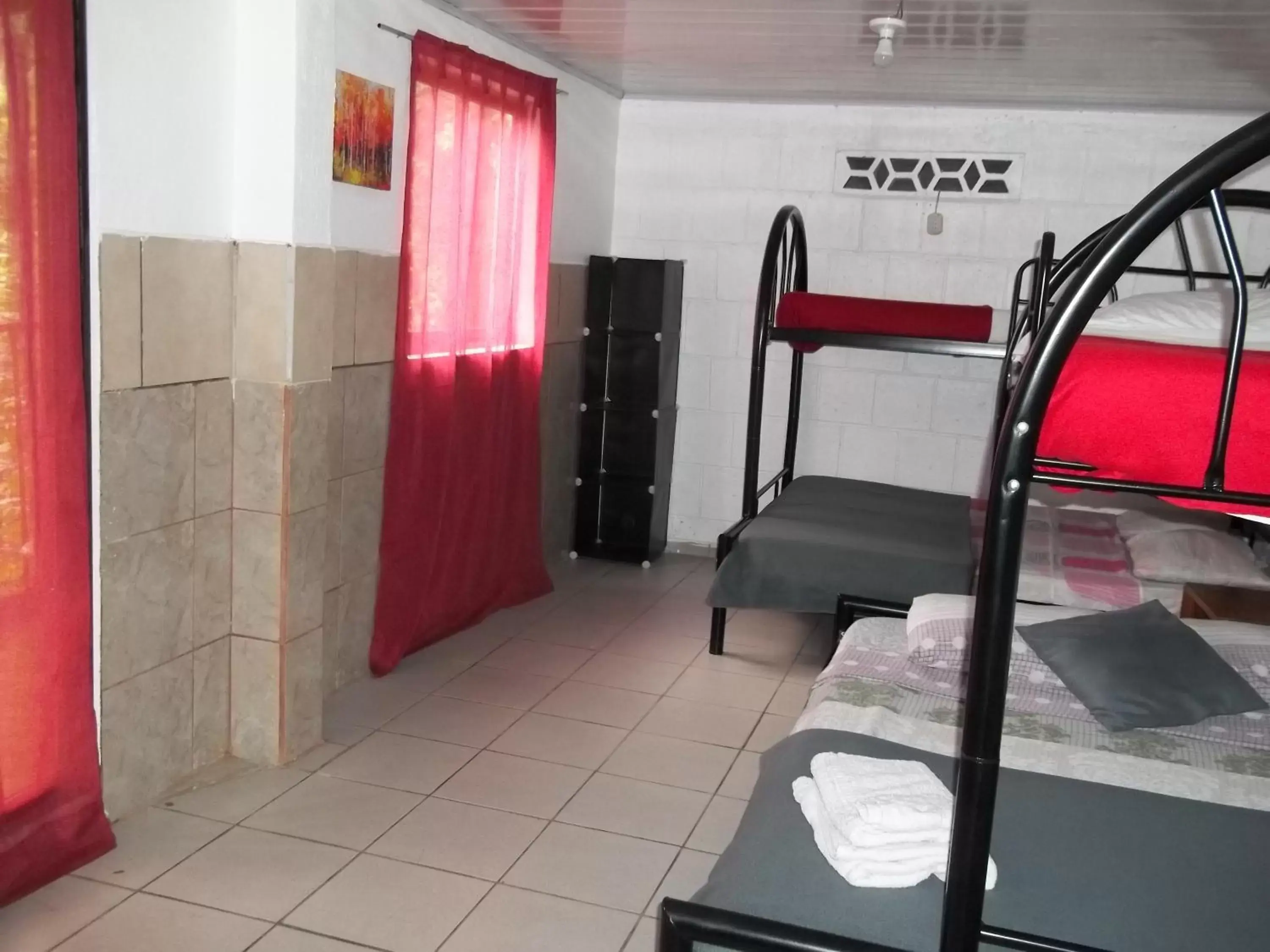 Economy Quadruple Room in ApartHotel Villa Pacande & Rooms Economy Quadruple Room in ApartHotel Villa Pacande & Rooms