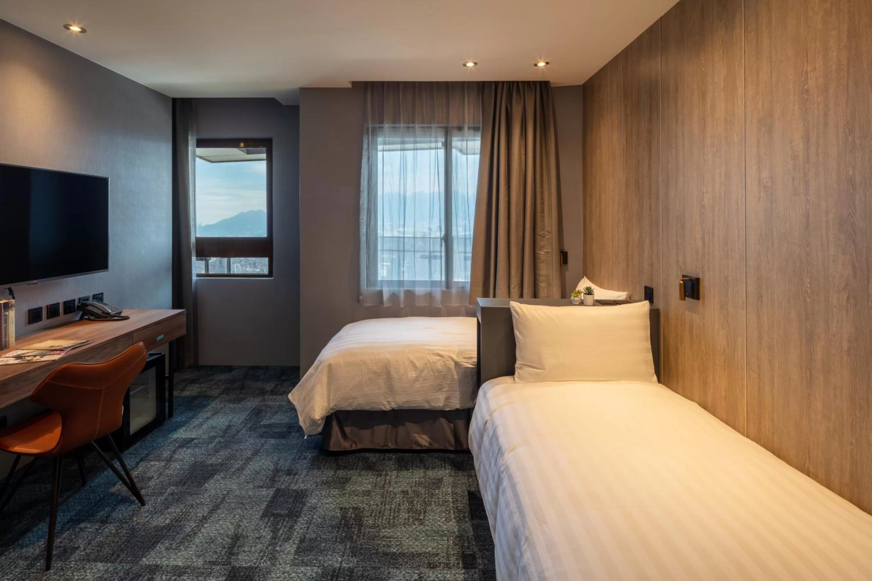 Premier Twin Room in Roaders Plus Hotel - Taipei Station