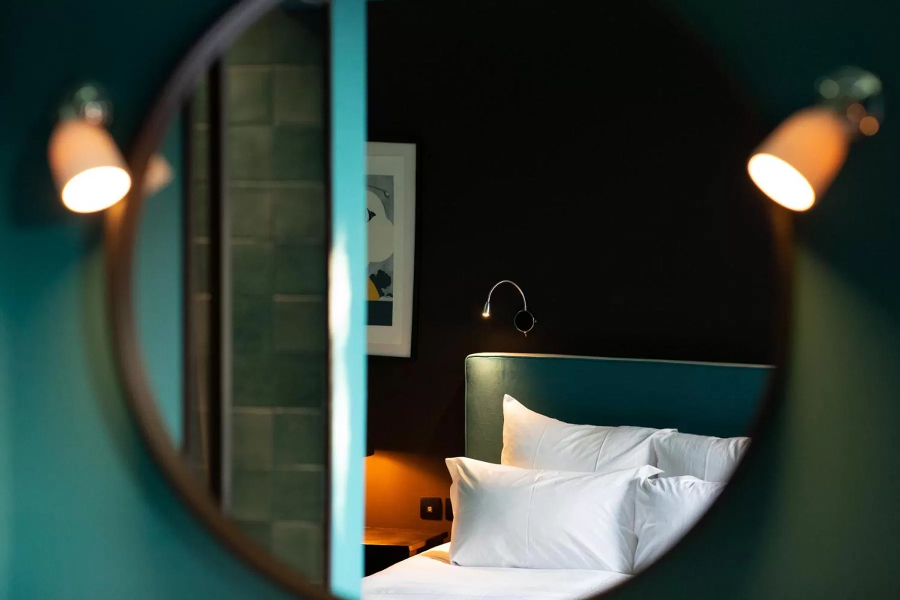 Bed in Hôtel & SPA Le Chêne Vert