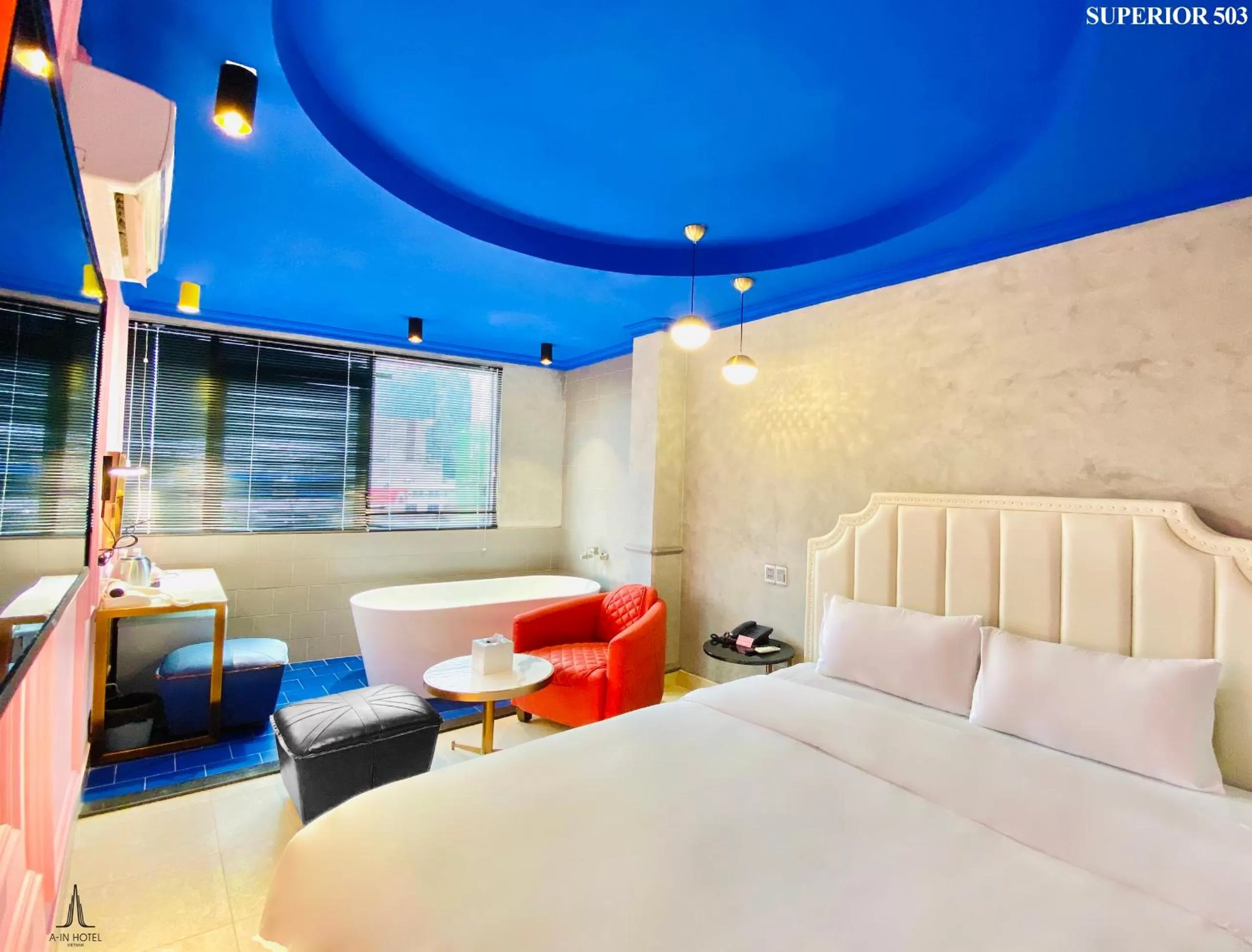 Bedroom, Bed in A In Hotel Del Luna