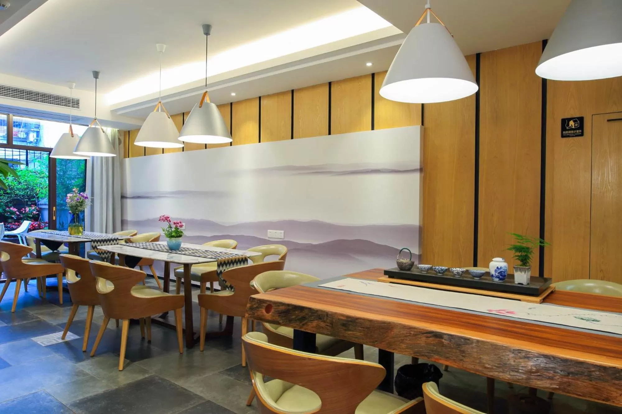 Lounge or bar in Li River Resort Villa Hotel