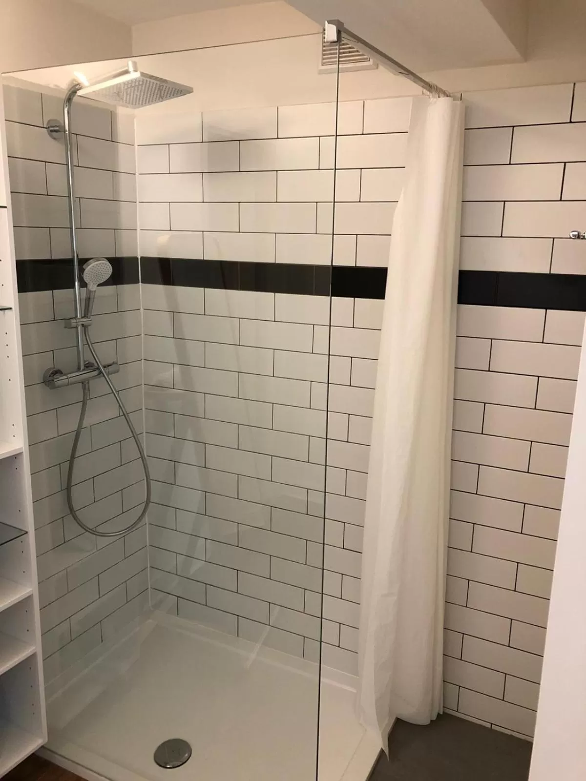 Bathroom in Super central in Brussels