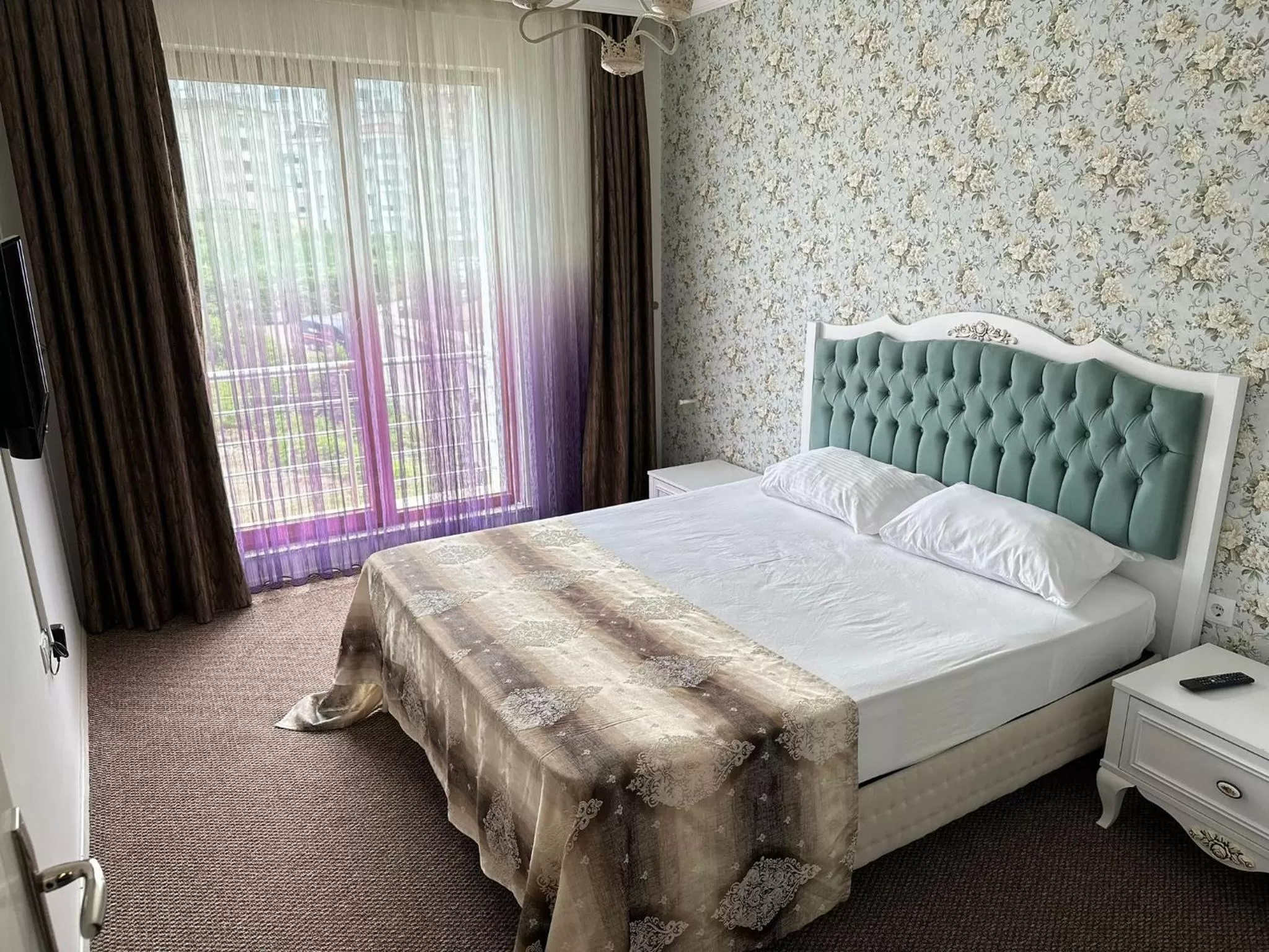 Bed in Bikka&Asell Suite Hotel