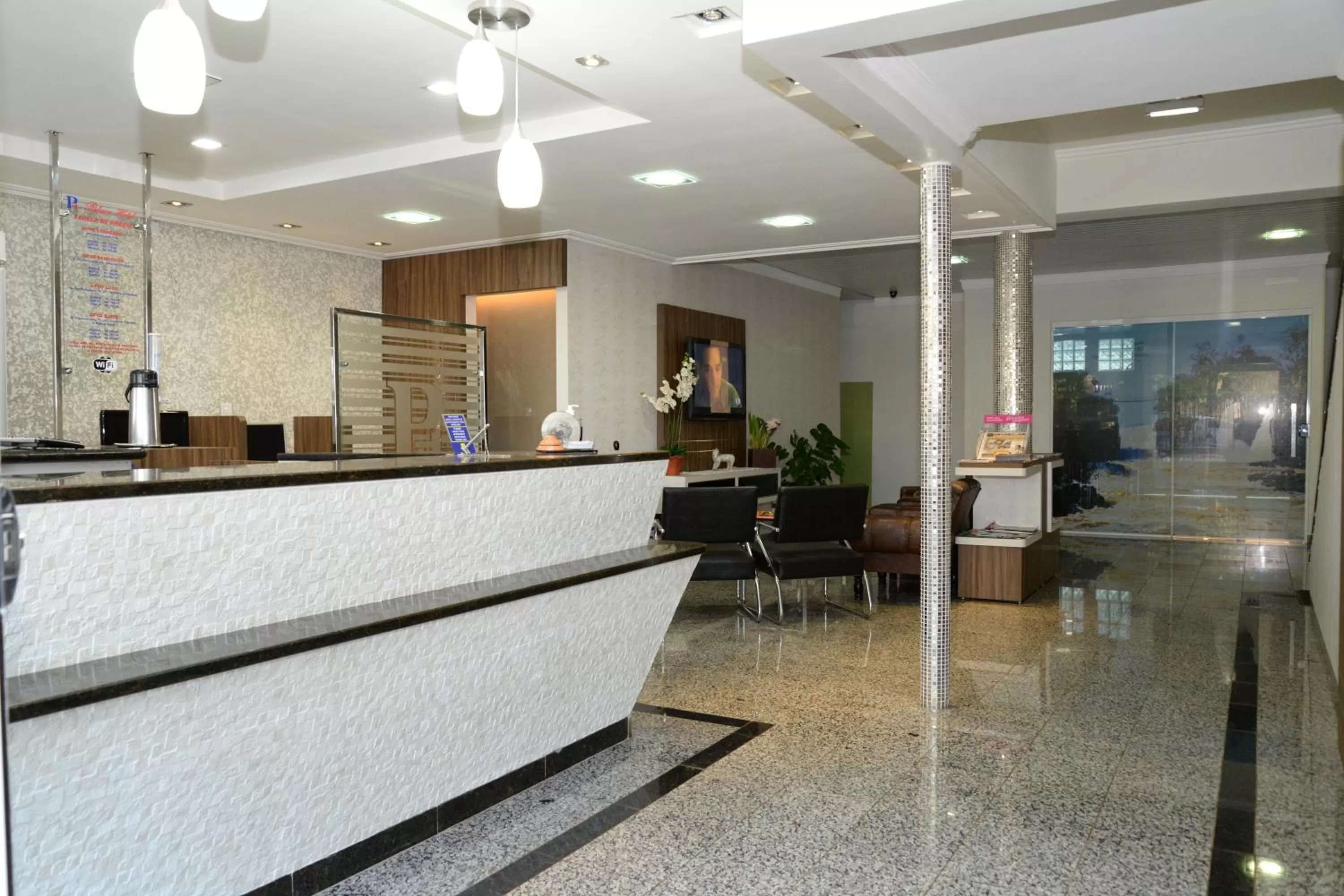 Living room in Palace Hotel Guaíra