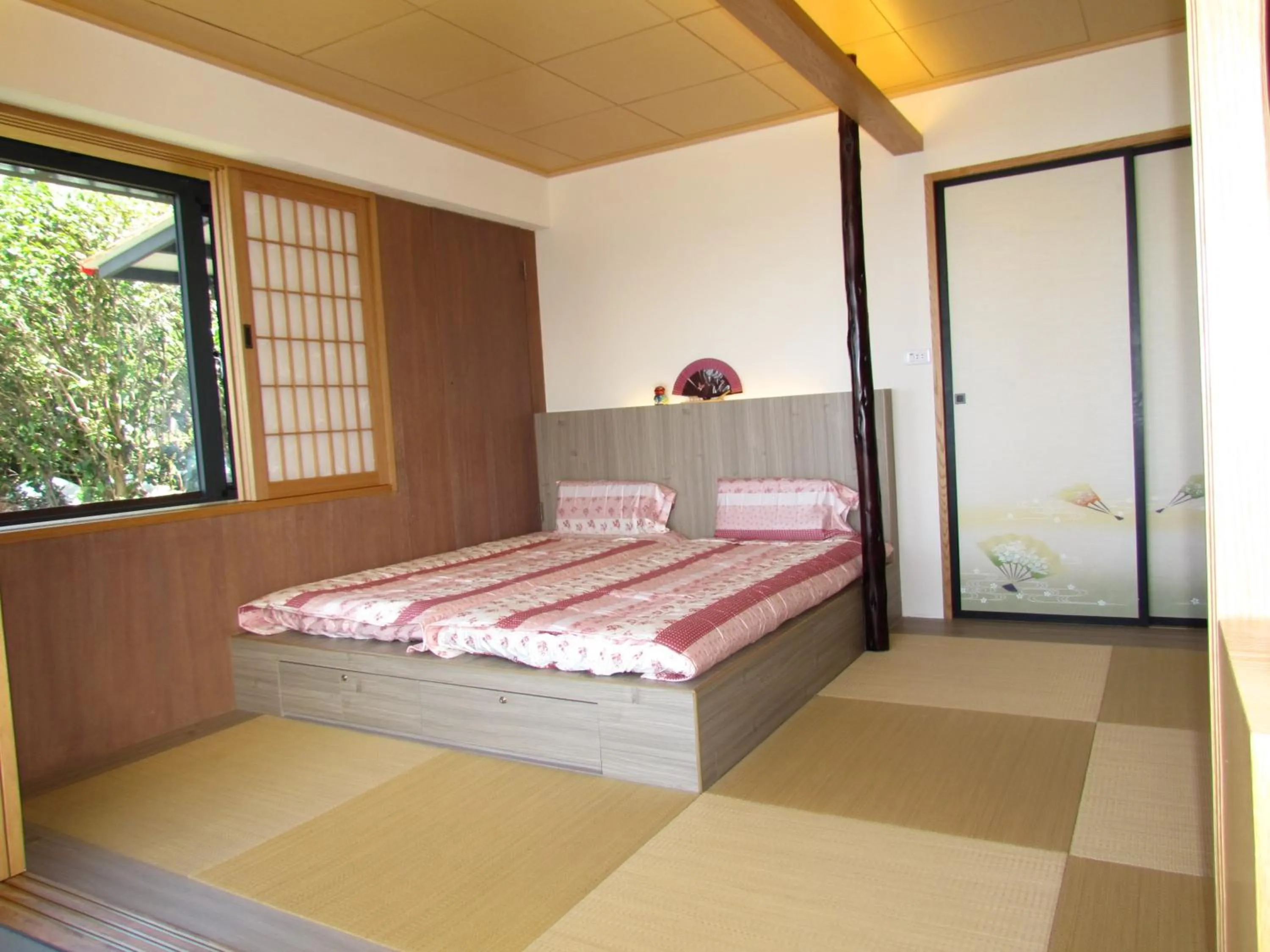Bed in KyuFun Komachi