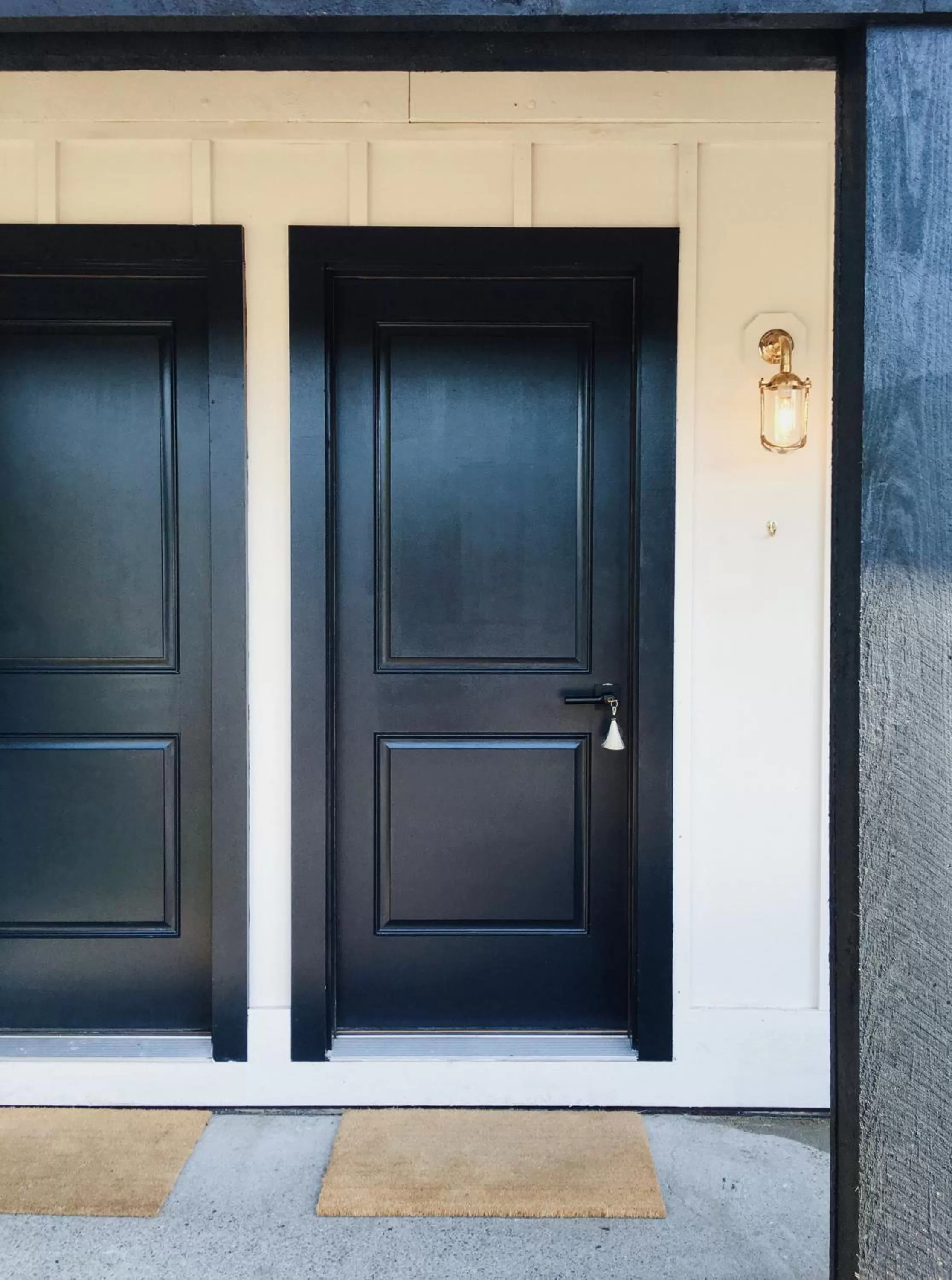 Property building in Brentwood Hotel