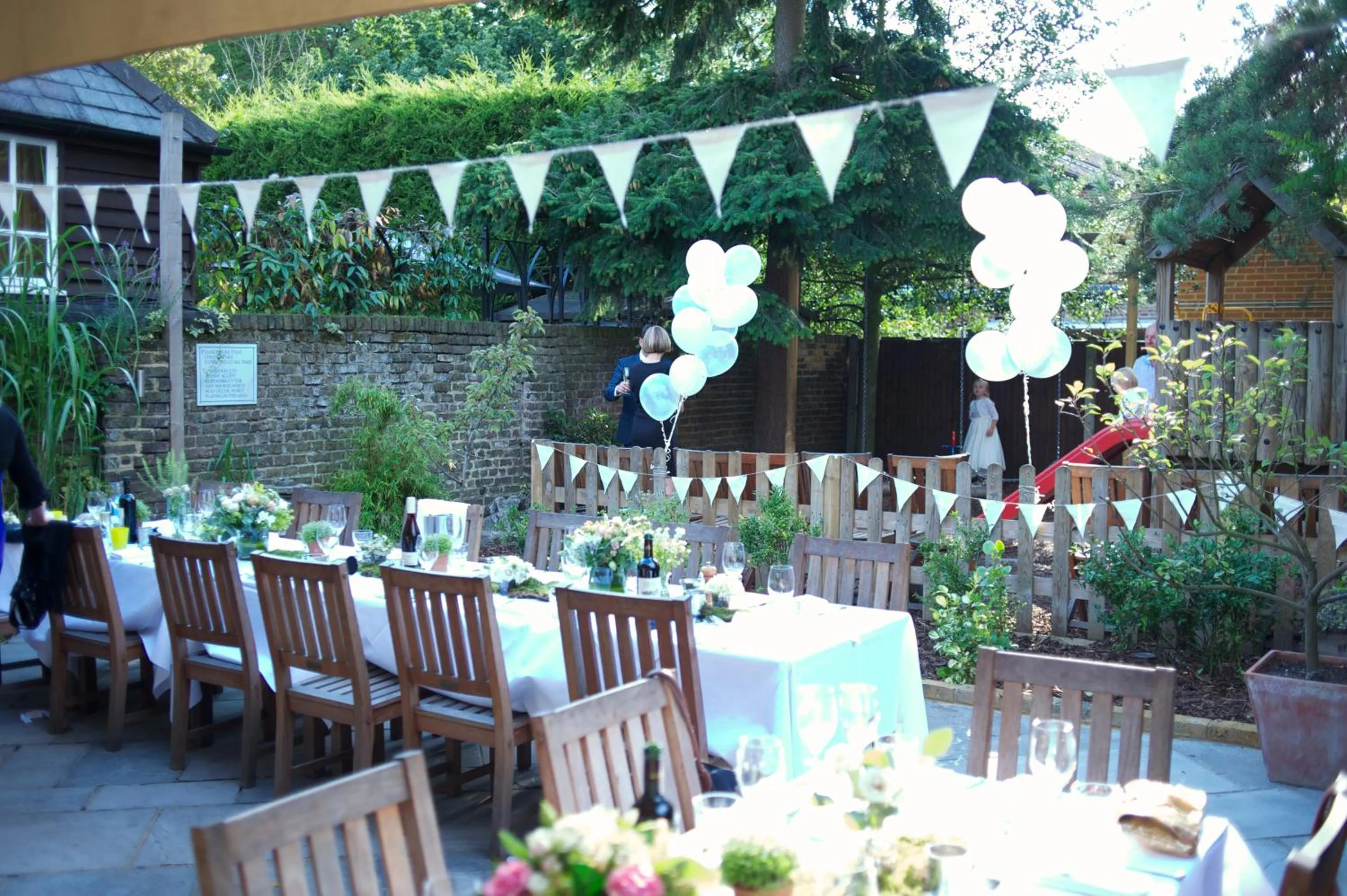 Restaurant/places to eat in The Victoria