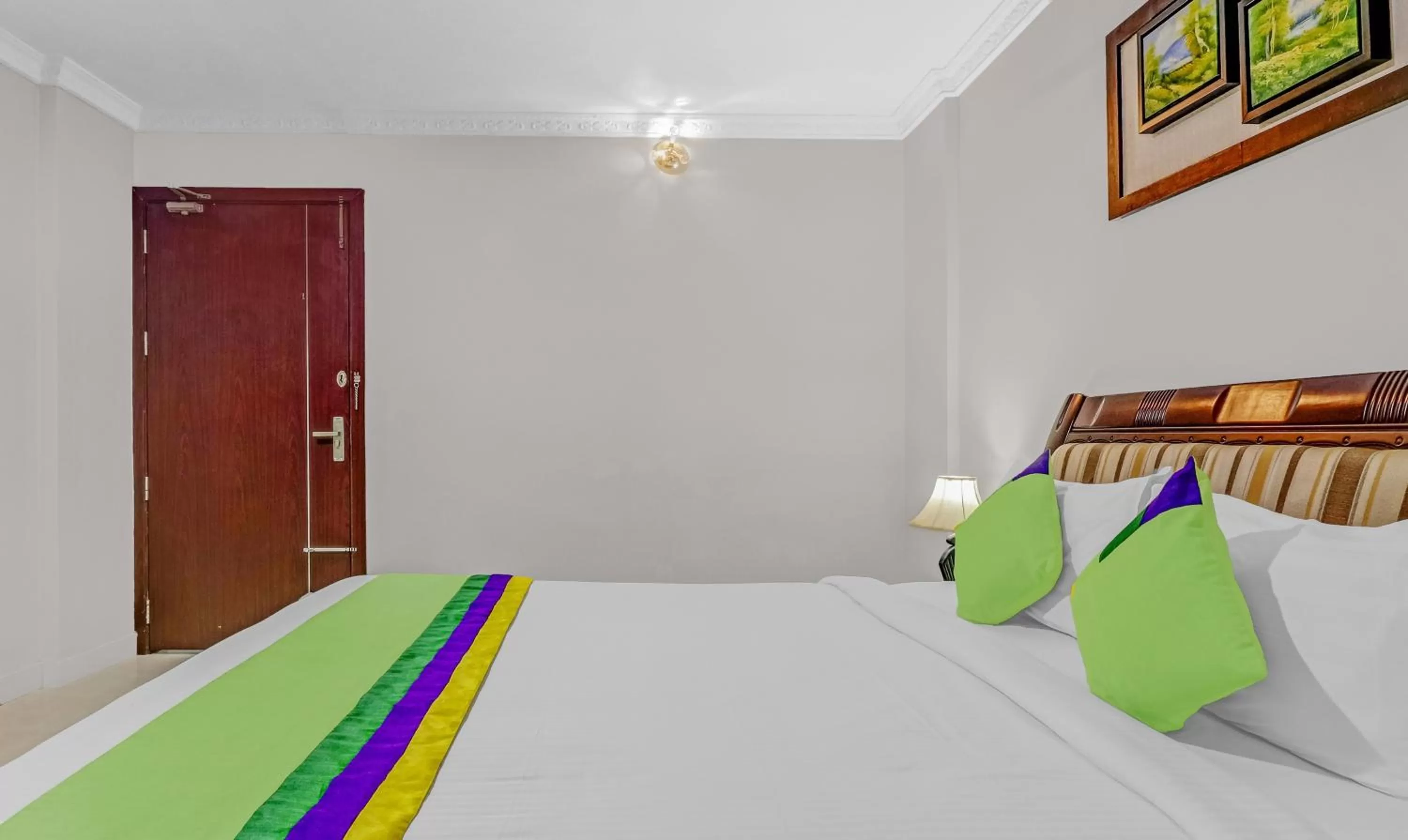 Bedroom, Bed in Treebo Symphony Hotels And Resorts Angamally