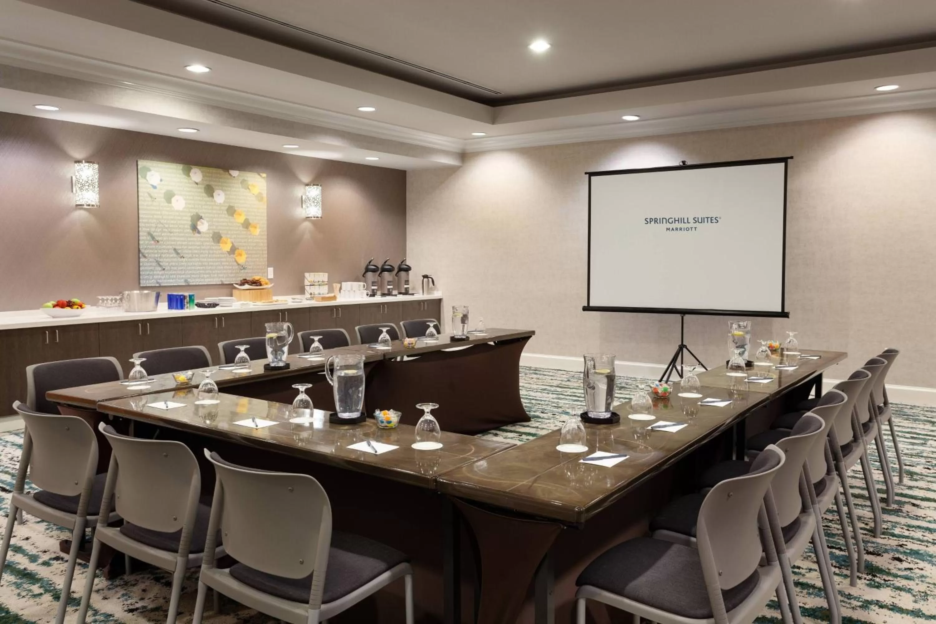 Meeting/conference room in SpringHill Suites by Marriott Orlando Lake Buena Vista in Marriott Village