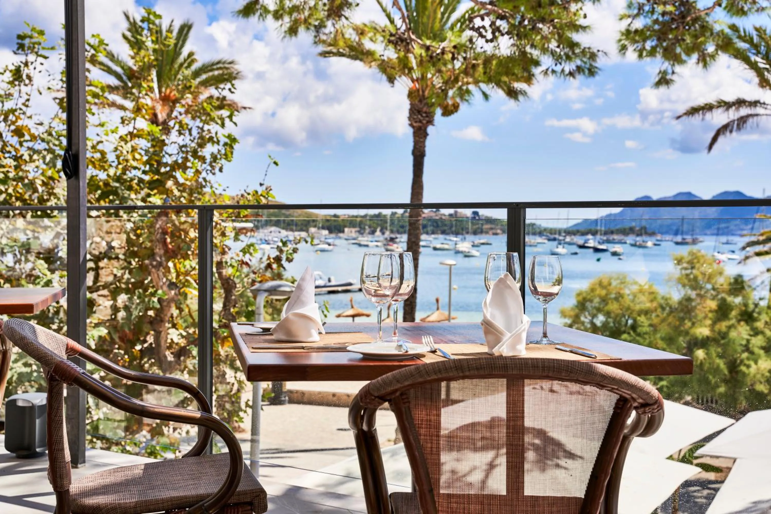 Restaurant/places to eat in Hoposa Daina- Adults Only