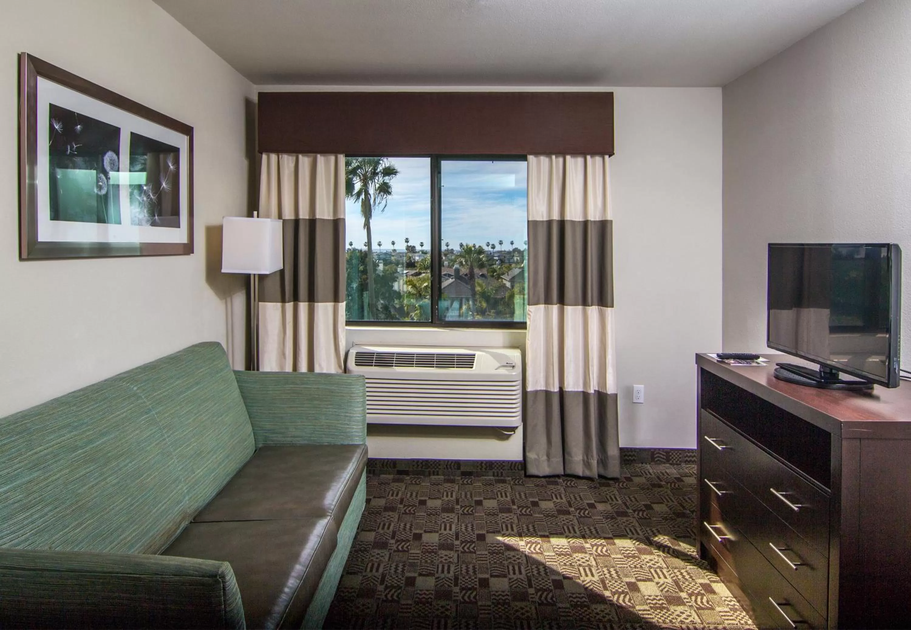 Photo of the whole room in Holiday Inn Express Hotel & Suites Carlsbad Beach by IHG