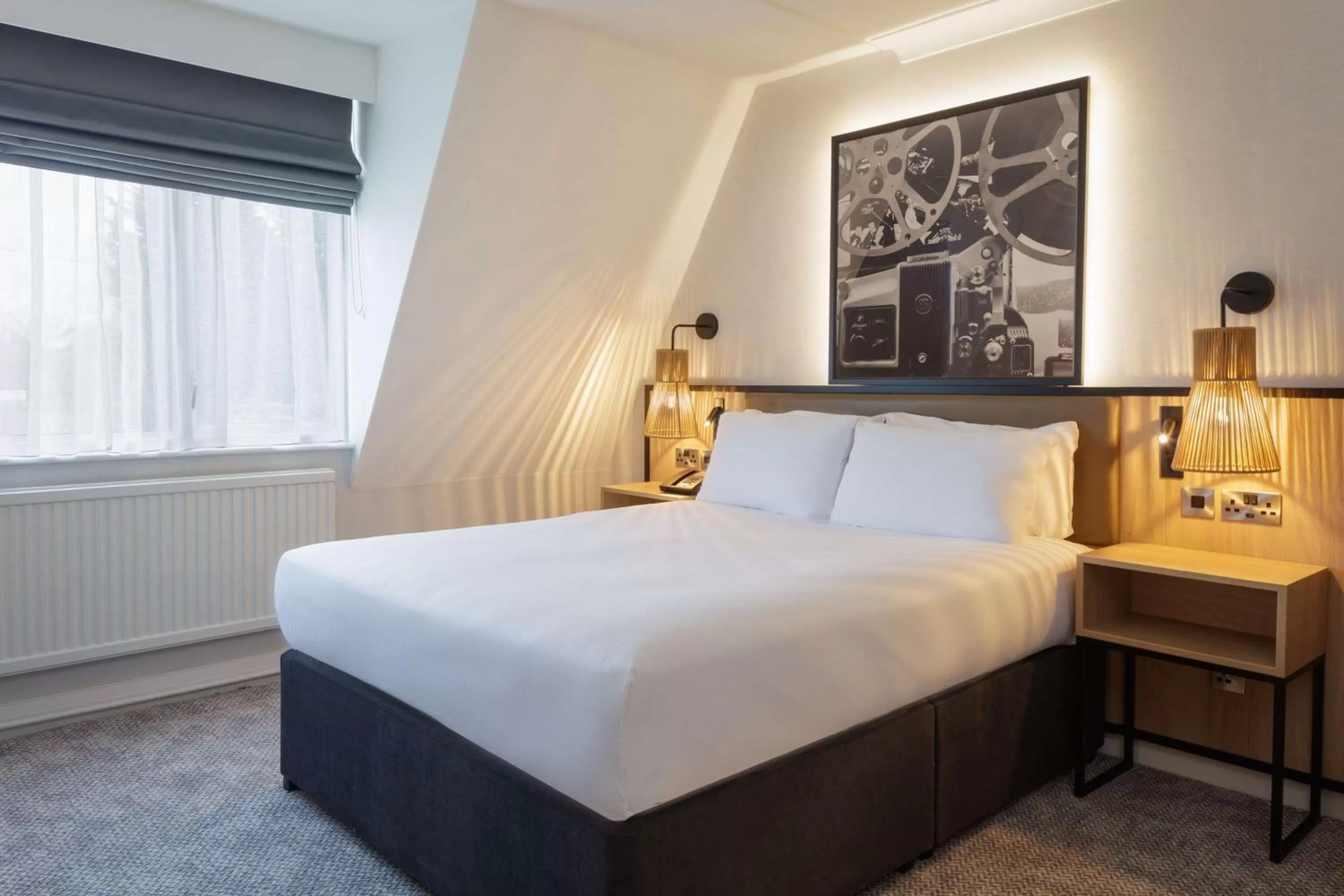 Bed in DoubleTree by Hilton London Elstree