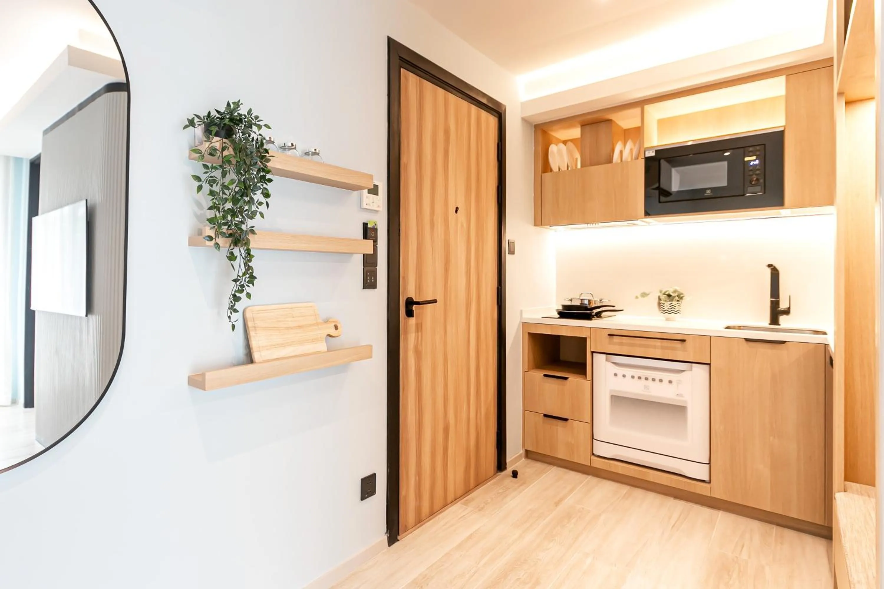 Kitchen or kitchenette in The SACHA Apart-Hotel Thonglor