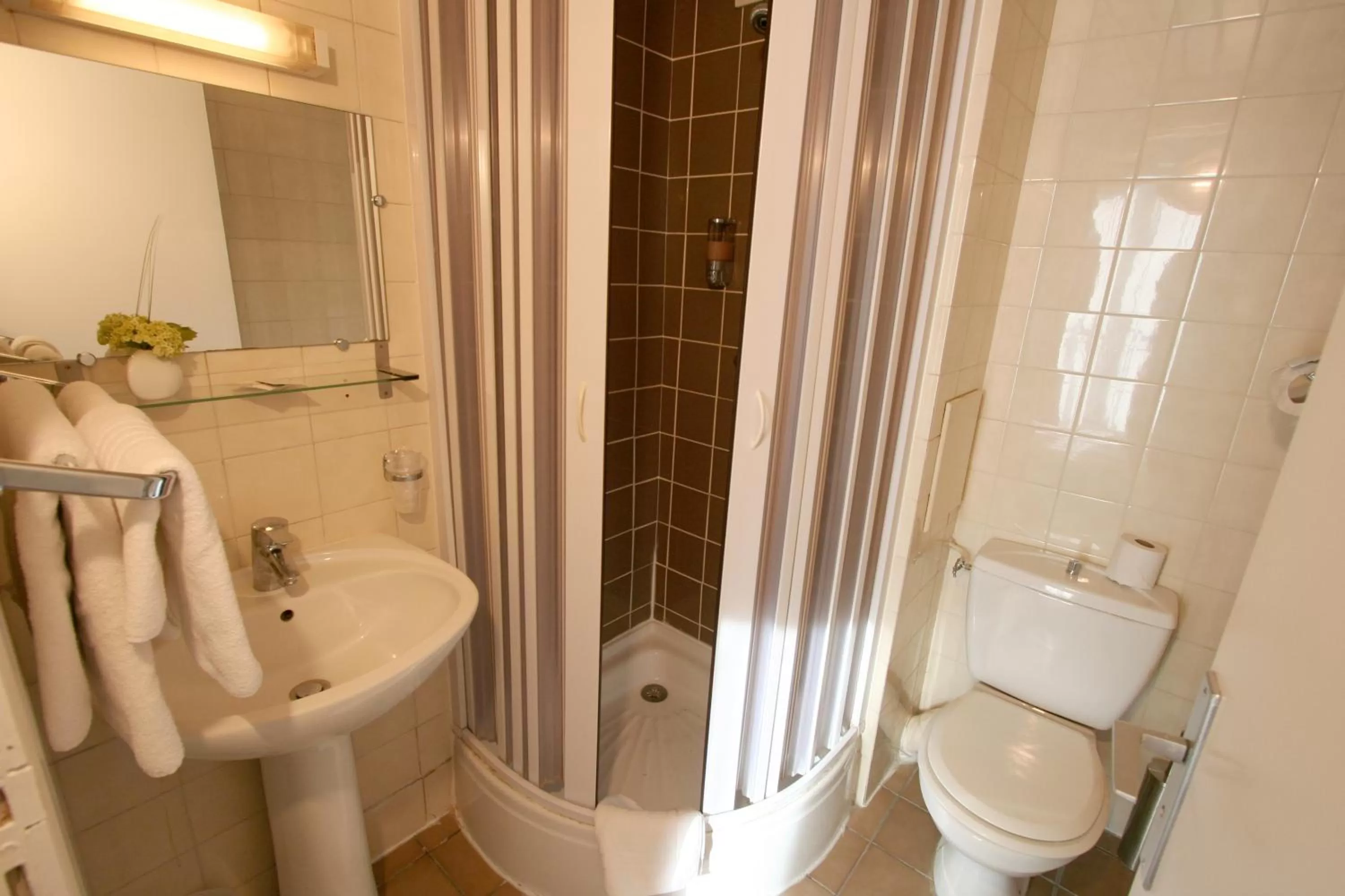 Bathroom in Denfert-Montparnasse