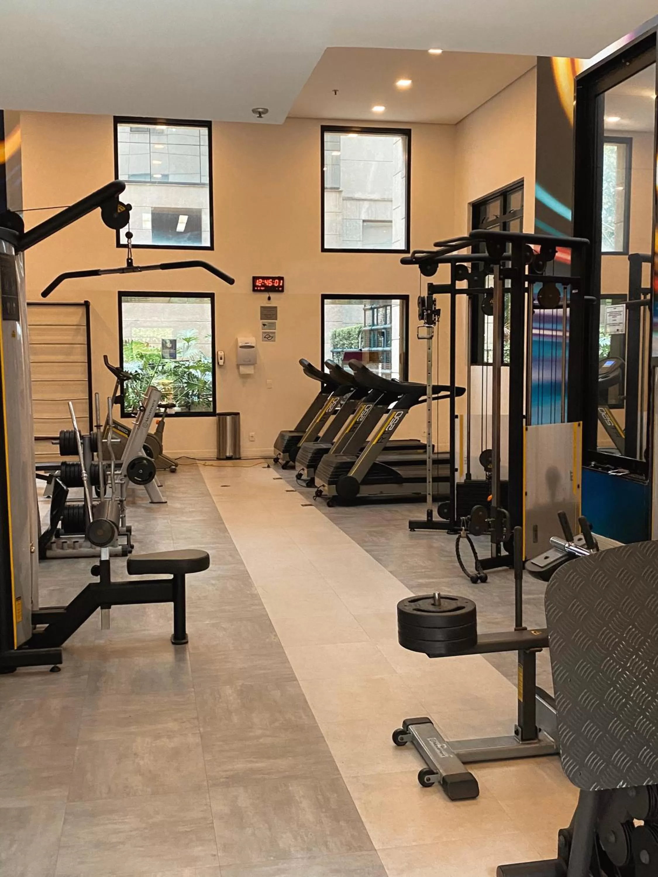 Fitness centre/facilities in São Paulo Moema Times Square - Suite LUXO