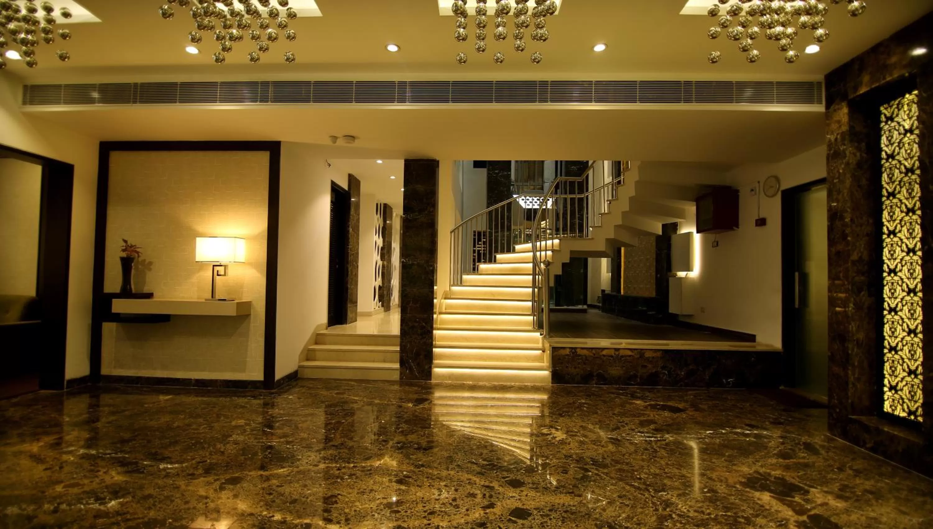 Lobby or reception in Hotel The Prime Balaji Deluxe, City Centre, With Free Airport Pickup