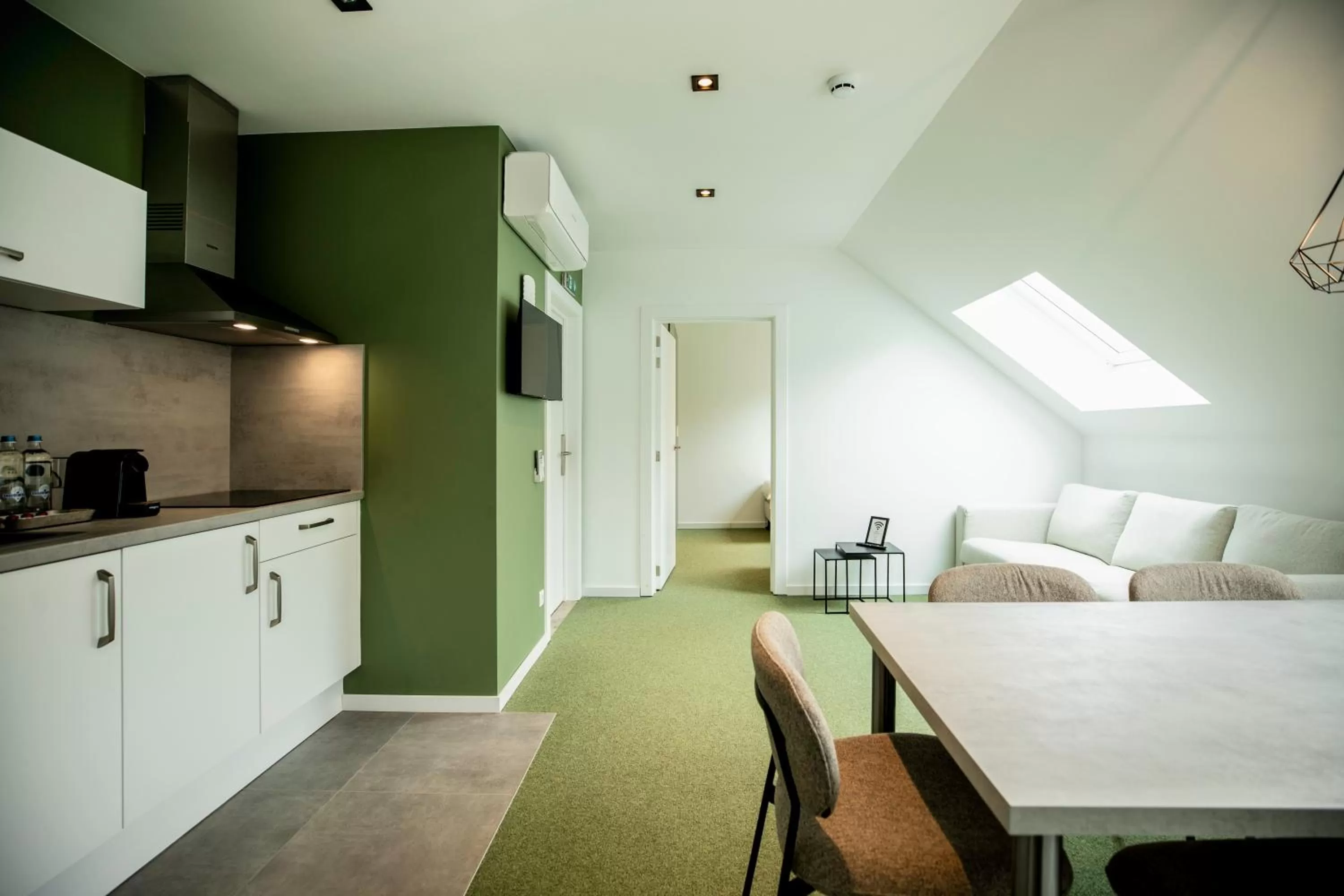 Photo of the whole room in City Housing Genk