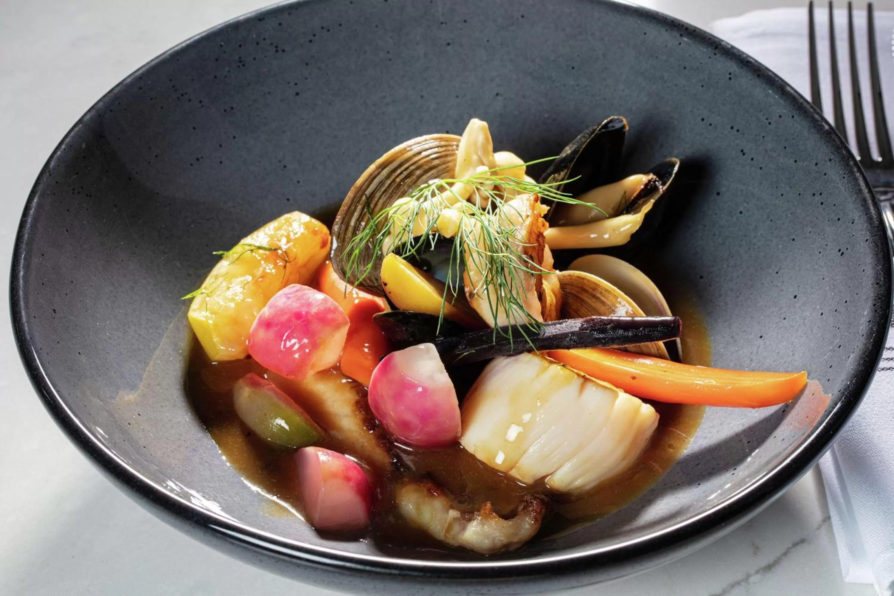 Restaurant/places to eat in The Higgins Hotel New Orleans, Curio Collection by Hilton