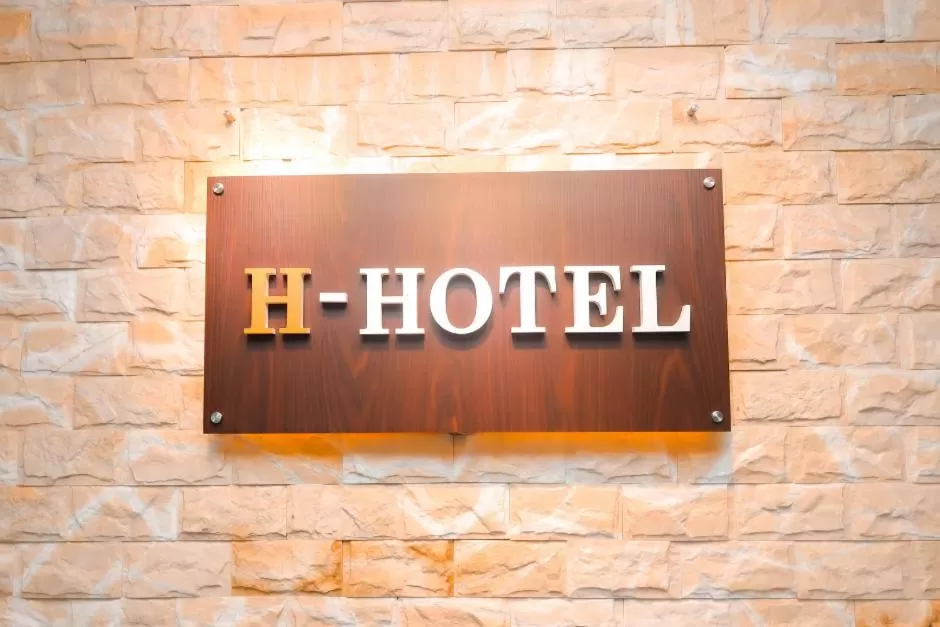H Hotel