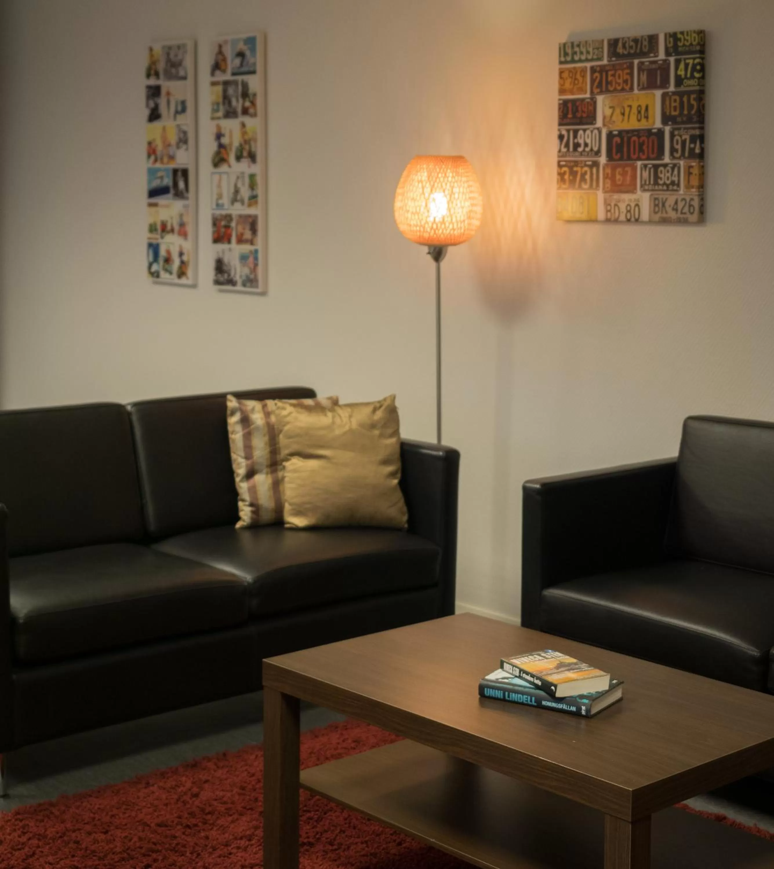 Communal lounge/ TV room in 2Home Stockholm South