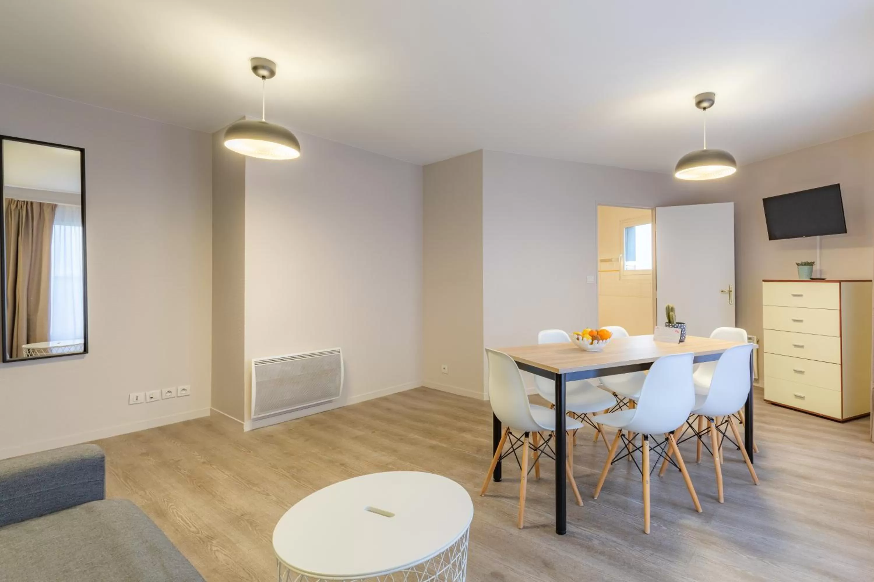 TV and multimedia in Appart'City Classic Caen